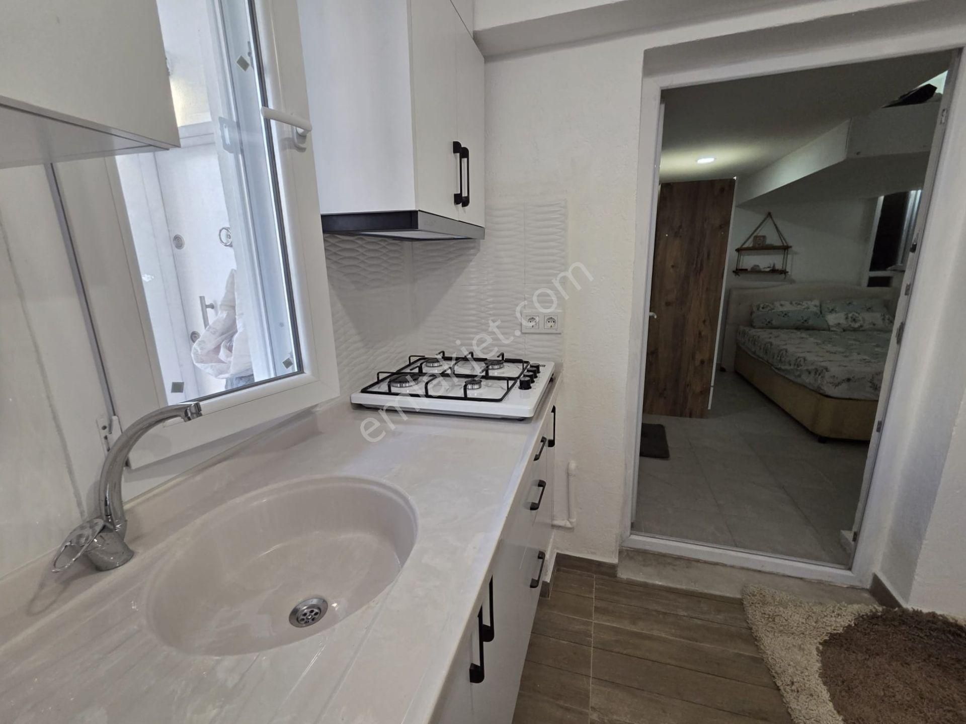 Bodrum Cevatşakir Mah. Yeni Daire, Yıllık Kiralık 1+1 Eşyalı - Görsel 9