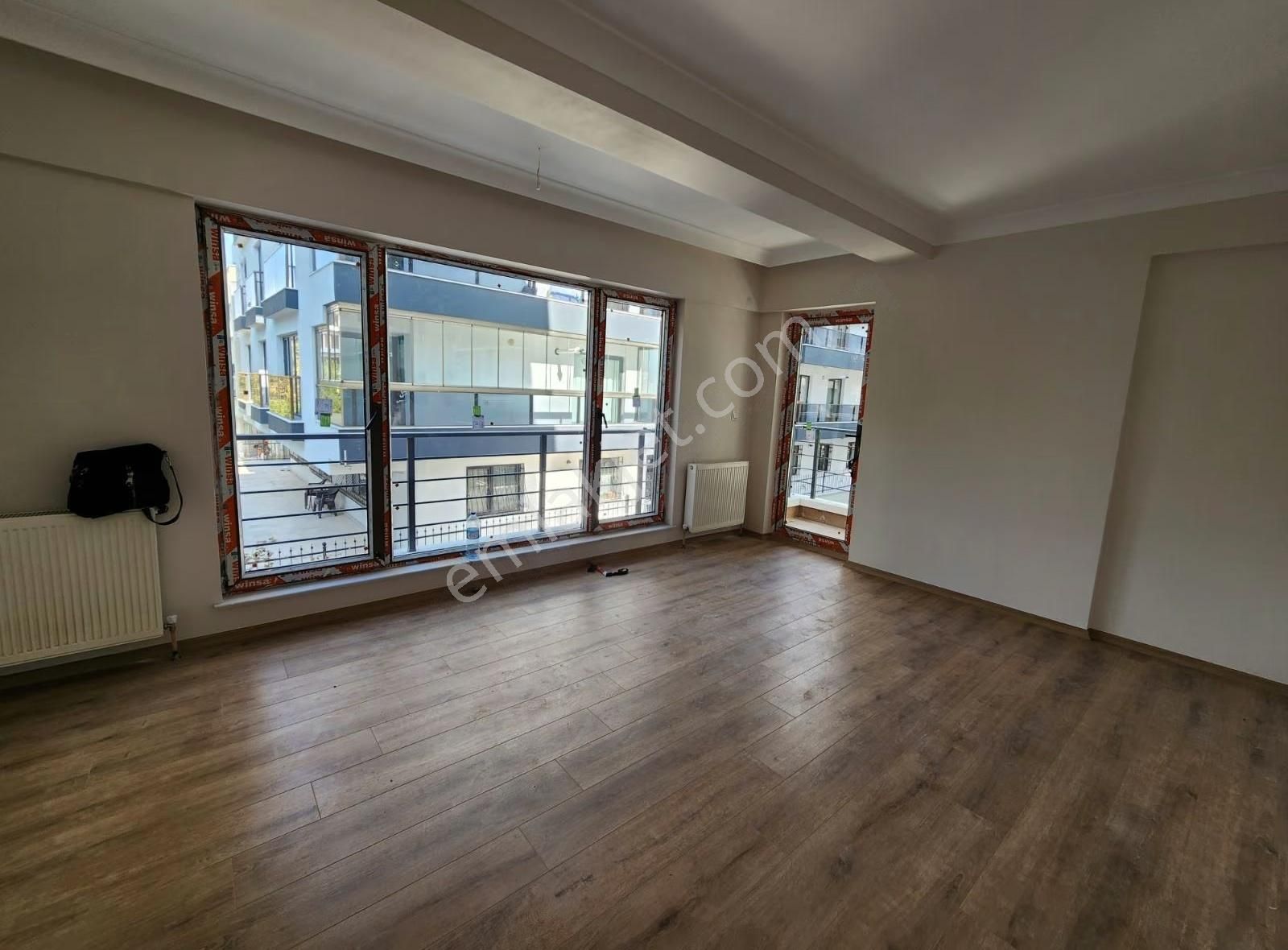 Bahçelievlerde Yeni Binada 2+1 - Görsel 18