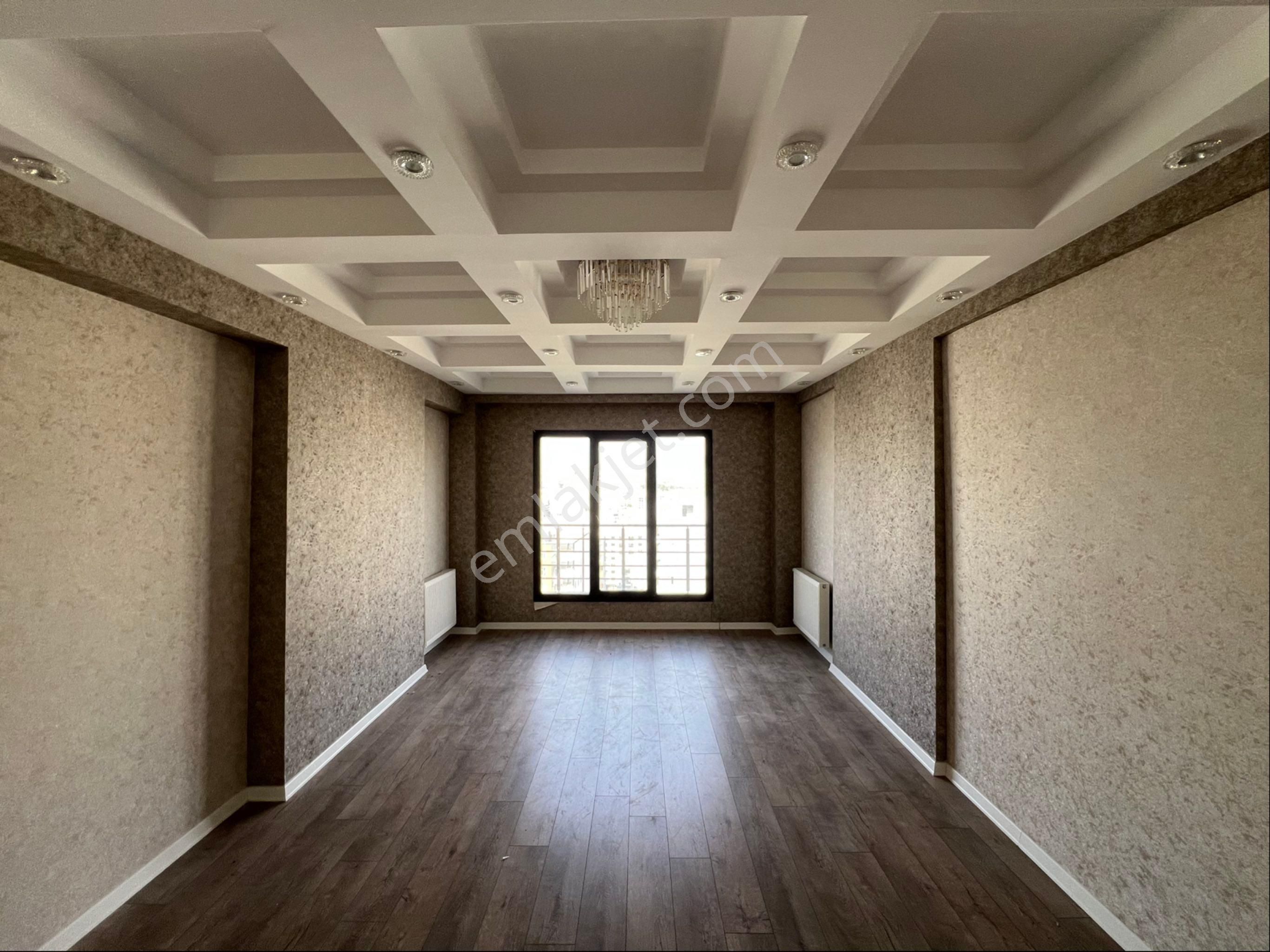 Eksper'den 2.35 Metre Yol Üzeri 4+1 Ultra Lüks Ara Kat Daire! - Görsel 4