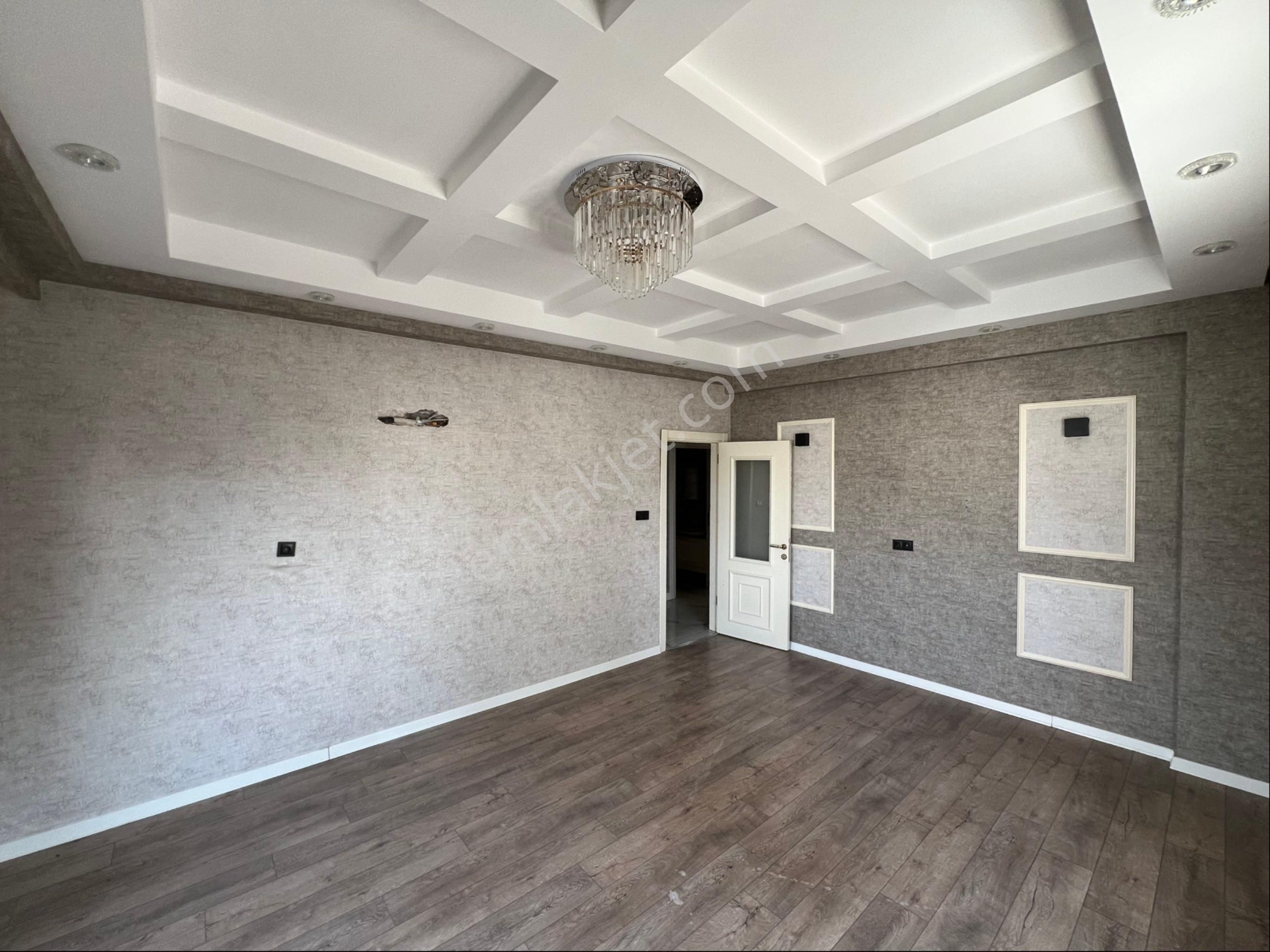 Eksper'den 2.35 Metre Yol Üzeri 4+1 Ultra Lüks Ara Kat Daire! - Görsel 9