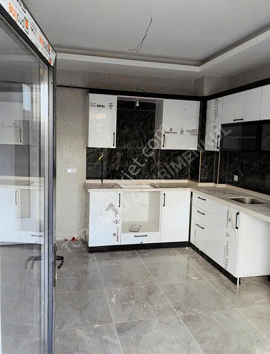 Erenler Mahallesi Satılık Sıfır 3+1 Daire - Görsel 26