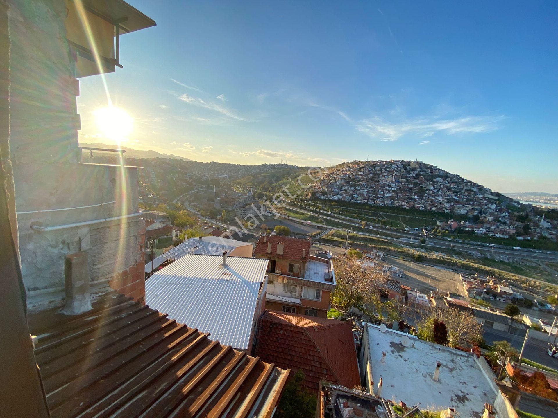 Acill Konak İsmetpaşa Mah.de Gürçeşme Yakını 2 Katlı Satılık Müstakil Ev - Görsel 22