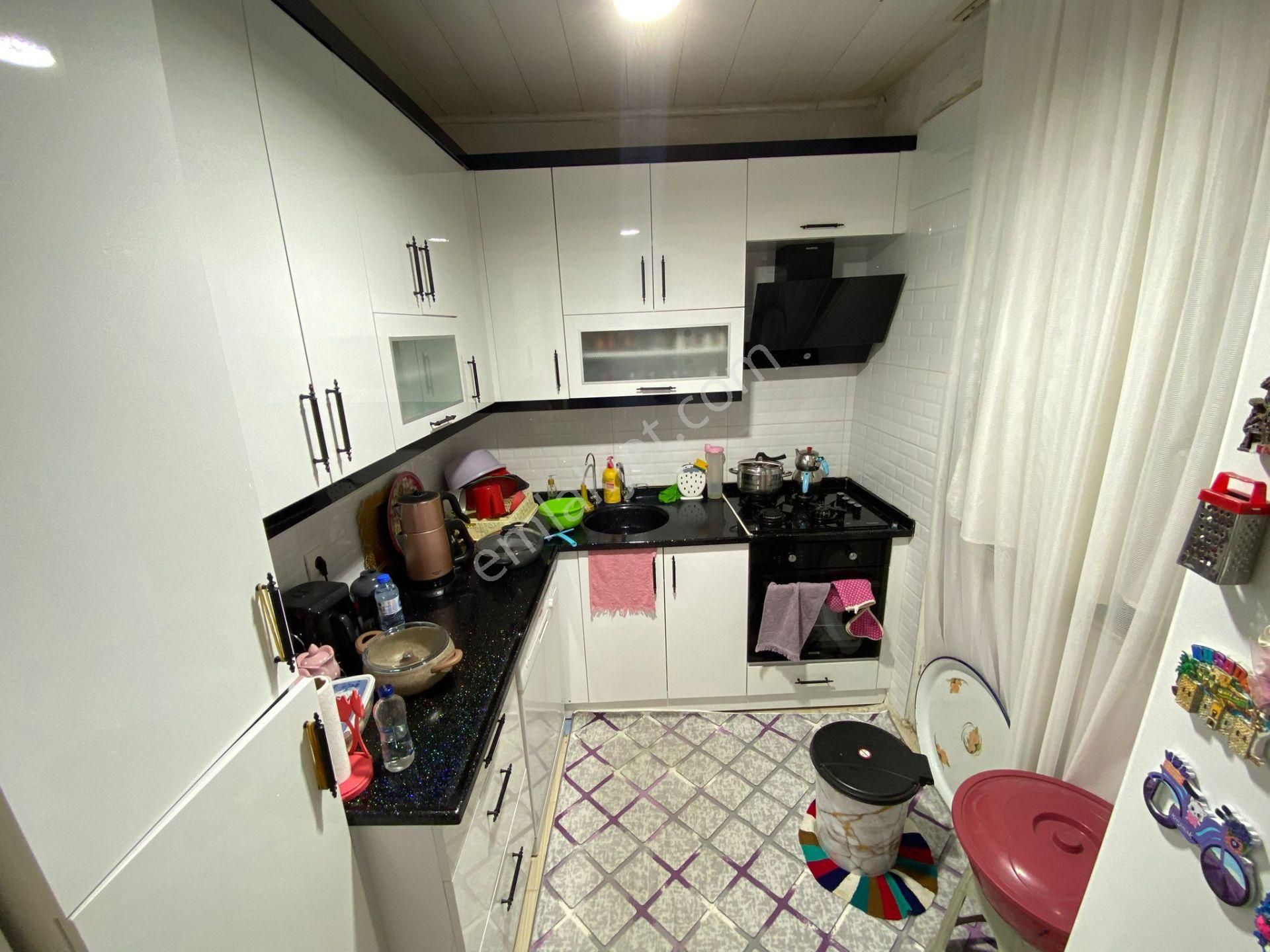 Acill Konak İsmetpaşa Mah.de Gürçeşme Yakını 2 Katlı Satılık Müstakil Ev - Görsel 13