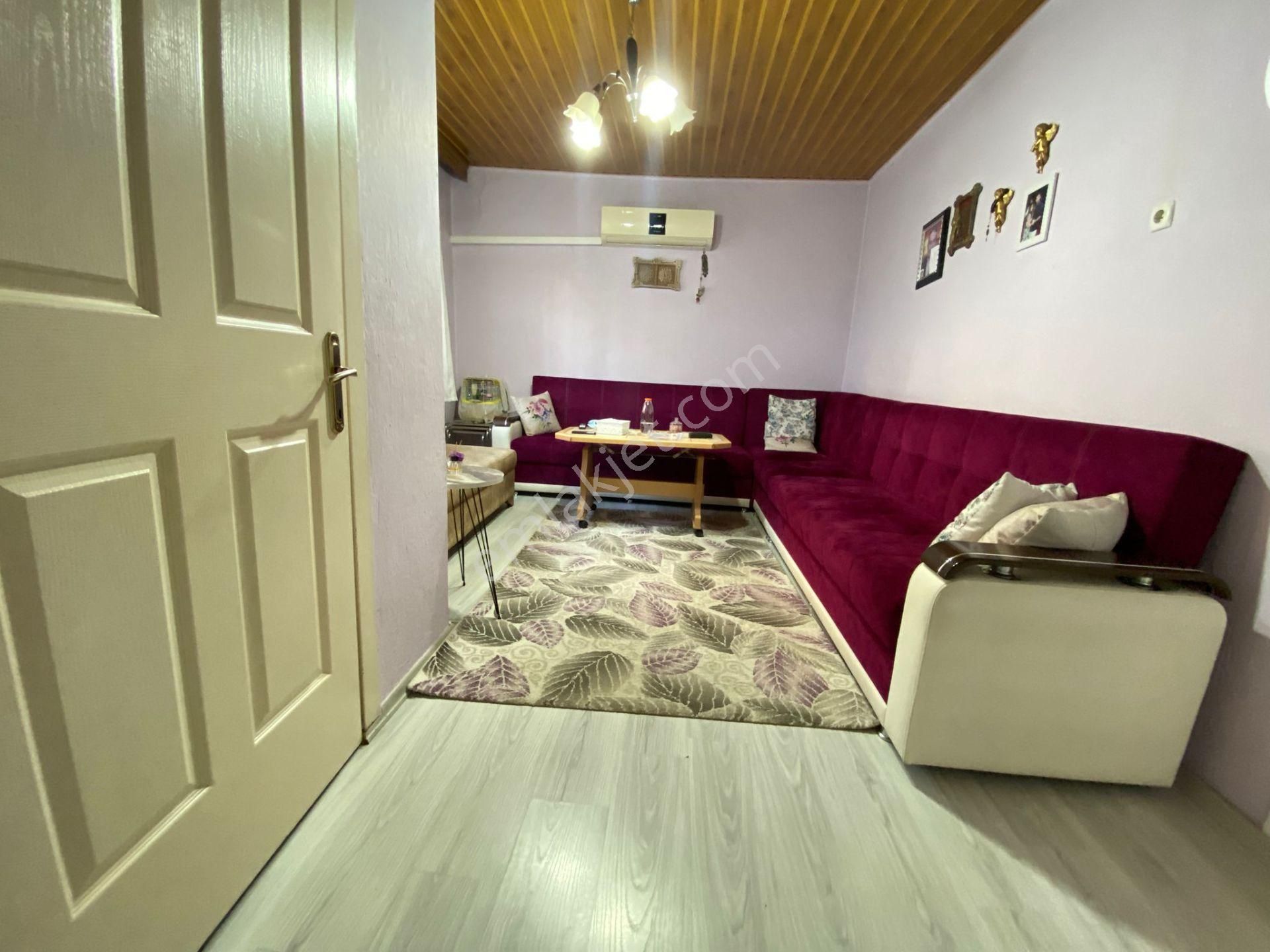 Acill Konak İsmetpaşa Mah.de Gürçeşme Yakını 2 Katlı Satılık Müstakil Ev - Görsel 4