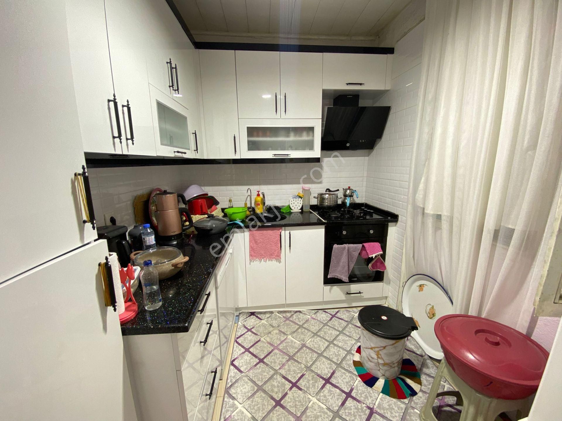 Acill Konak İsmetpaşa Mah.de Gürçeşme Yakını 2 Katlı Satılık Müstakil Ev - Görsel 12