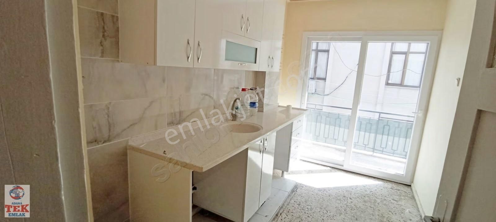 Şehrin Kalbinde Reşatbey Mah. De K.mutfak 3+1 Satılık Daire