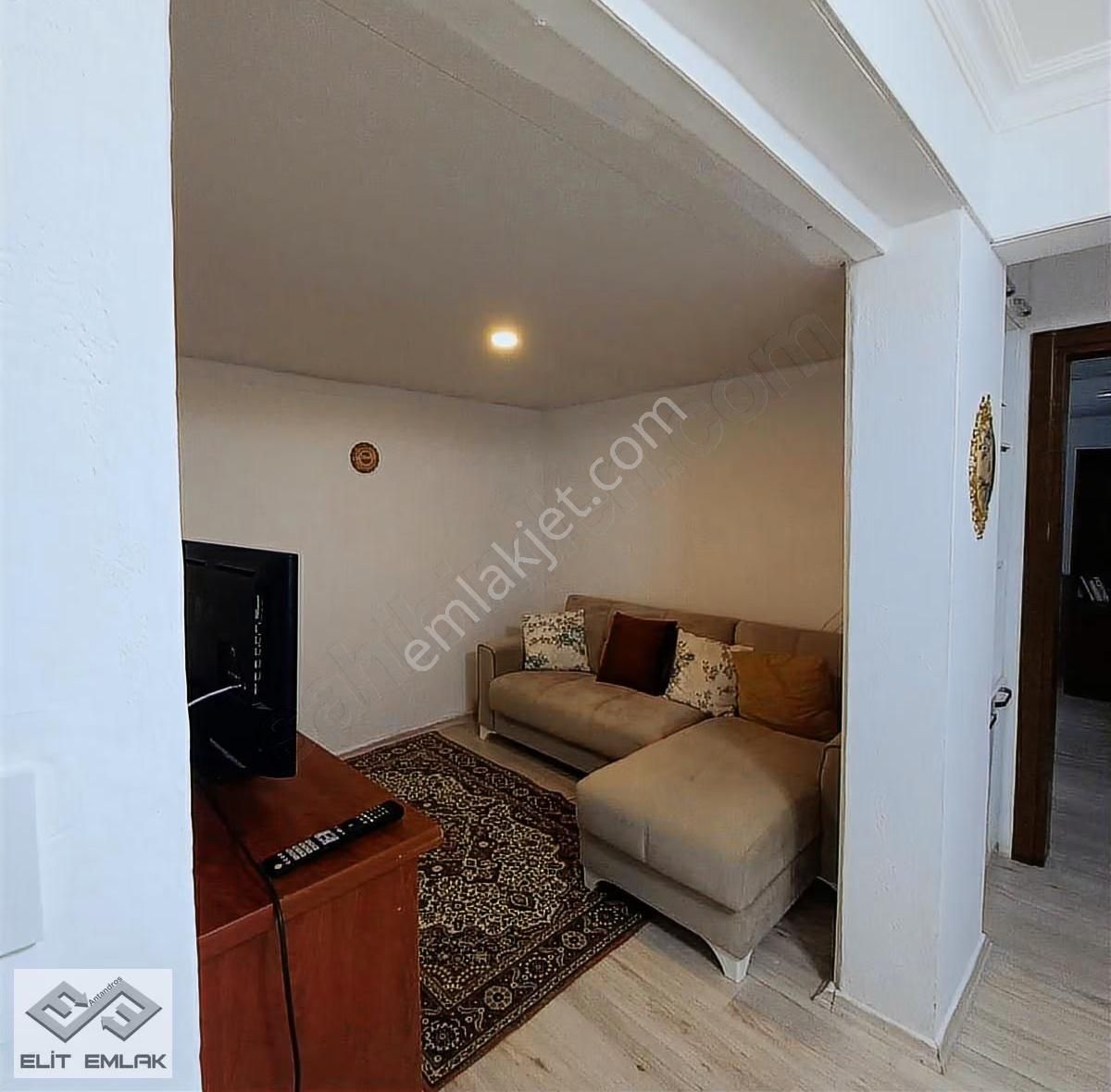 Altınoluk Köyünde Deniz Manzaralı Uygun Fiyata Villa - Görsel 21