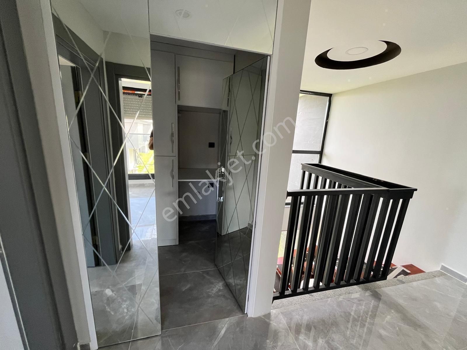 4+1 Full Deniz Manzaralı Tek Müstekil Villa - Görsel 18