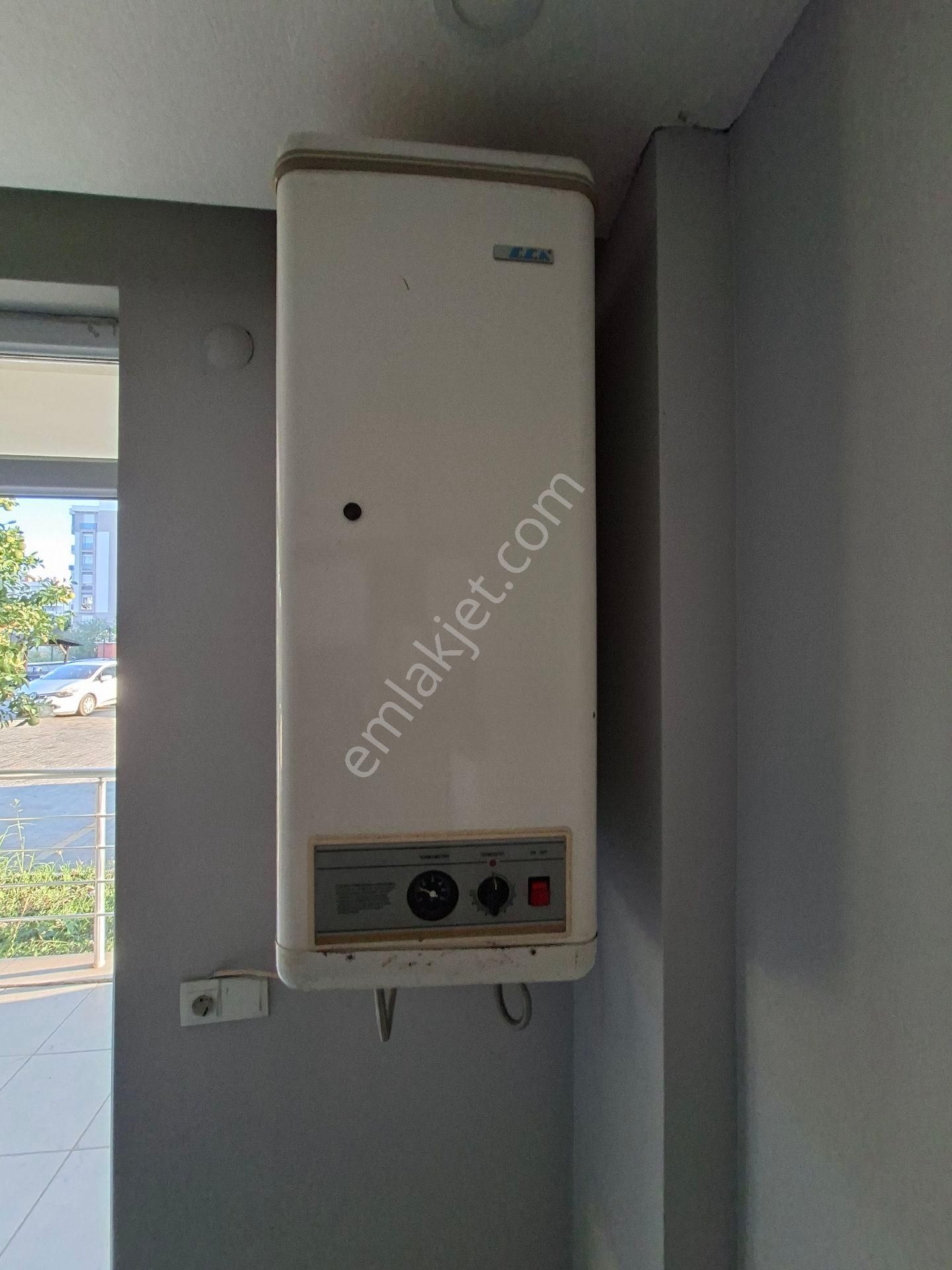 Göksu Mh Havuzlu Site İcerisin De 2+1 A Mutfak Yüksek Giriş Daire - Görsel 12