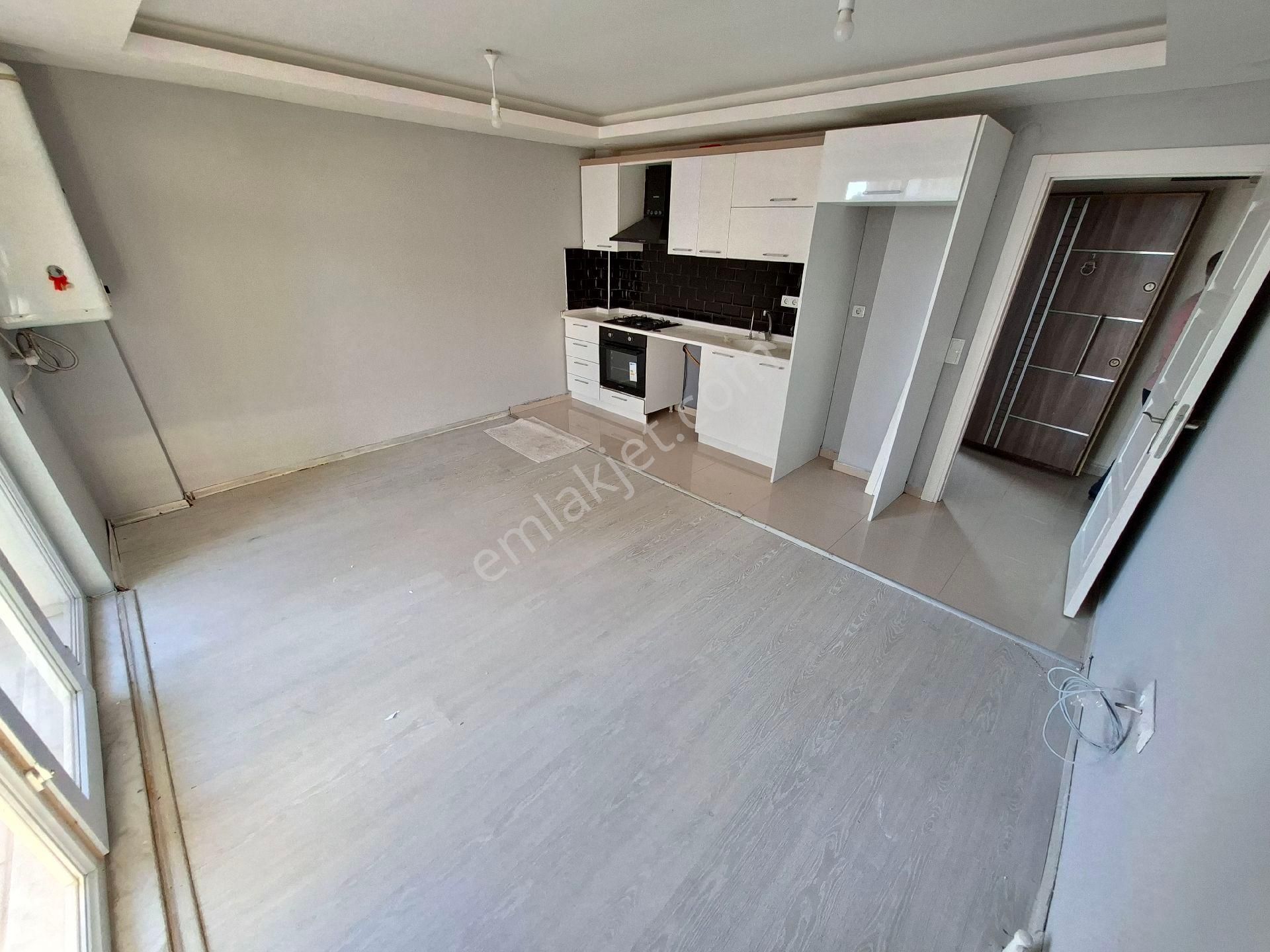 Göksu Mh Havuzlu Site İcerisin De 2+1 A Mutfak Yüksek Giriş Daire - Görsel 6