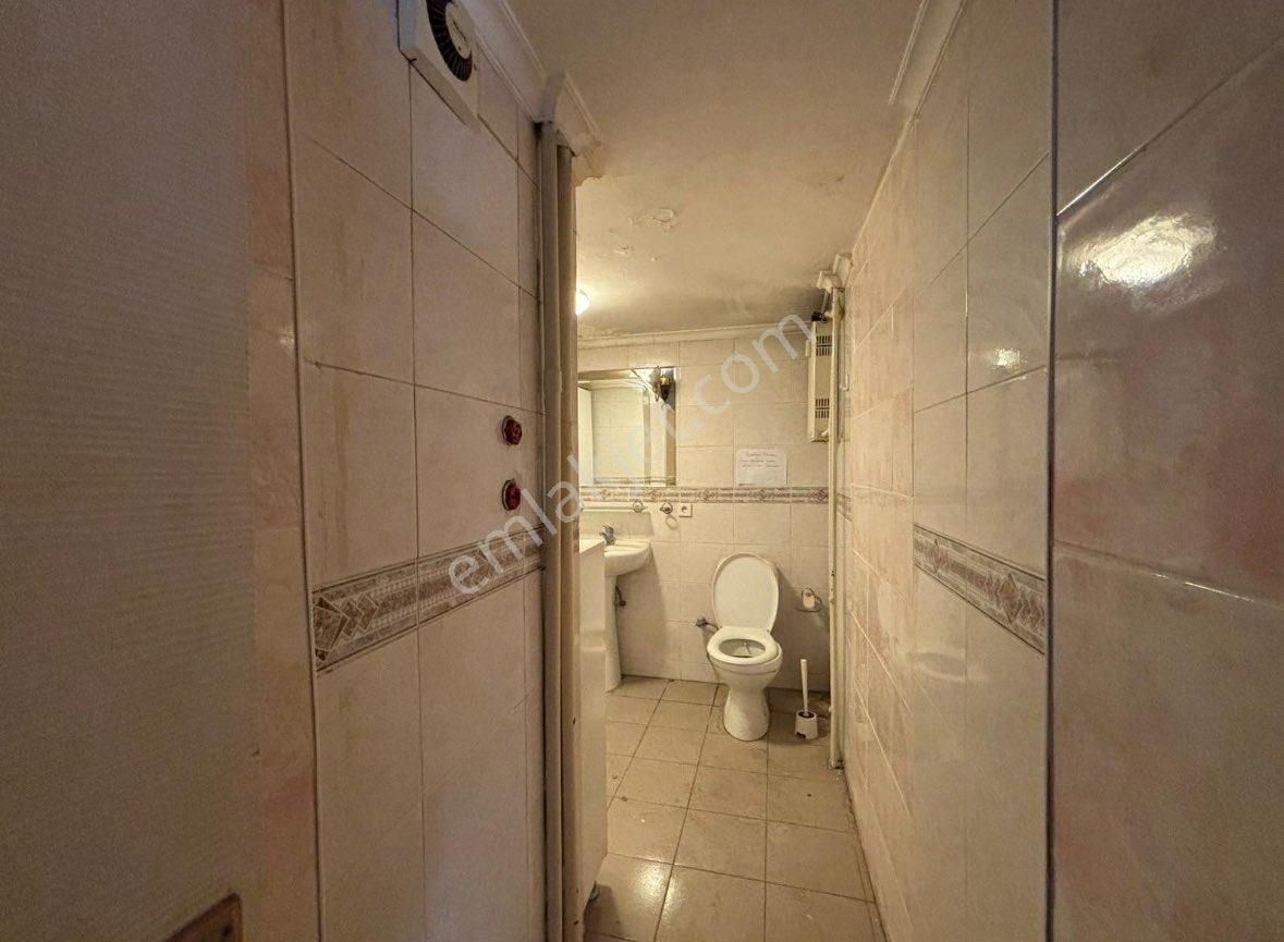 Alsancak Kordonda Deniz Manzaralı 175m2 5.kat Kiralık İş Yeri - Görsel 14