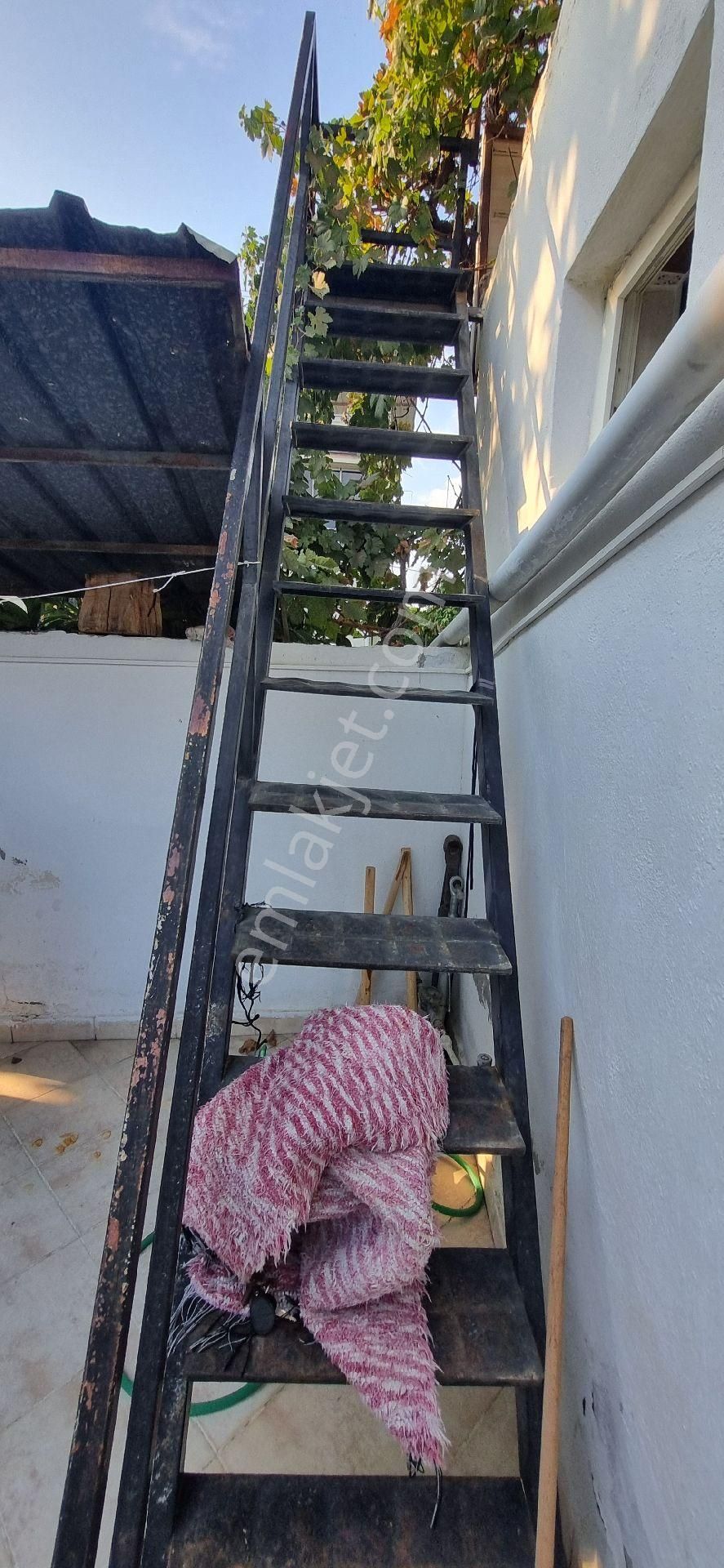 Aydın Nazilli Yöntem Emlaktan Yenipazar Hükümet Mahallesinde Satılık 3+1 Müstakil Ev - Görsel 9