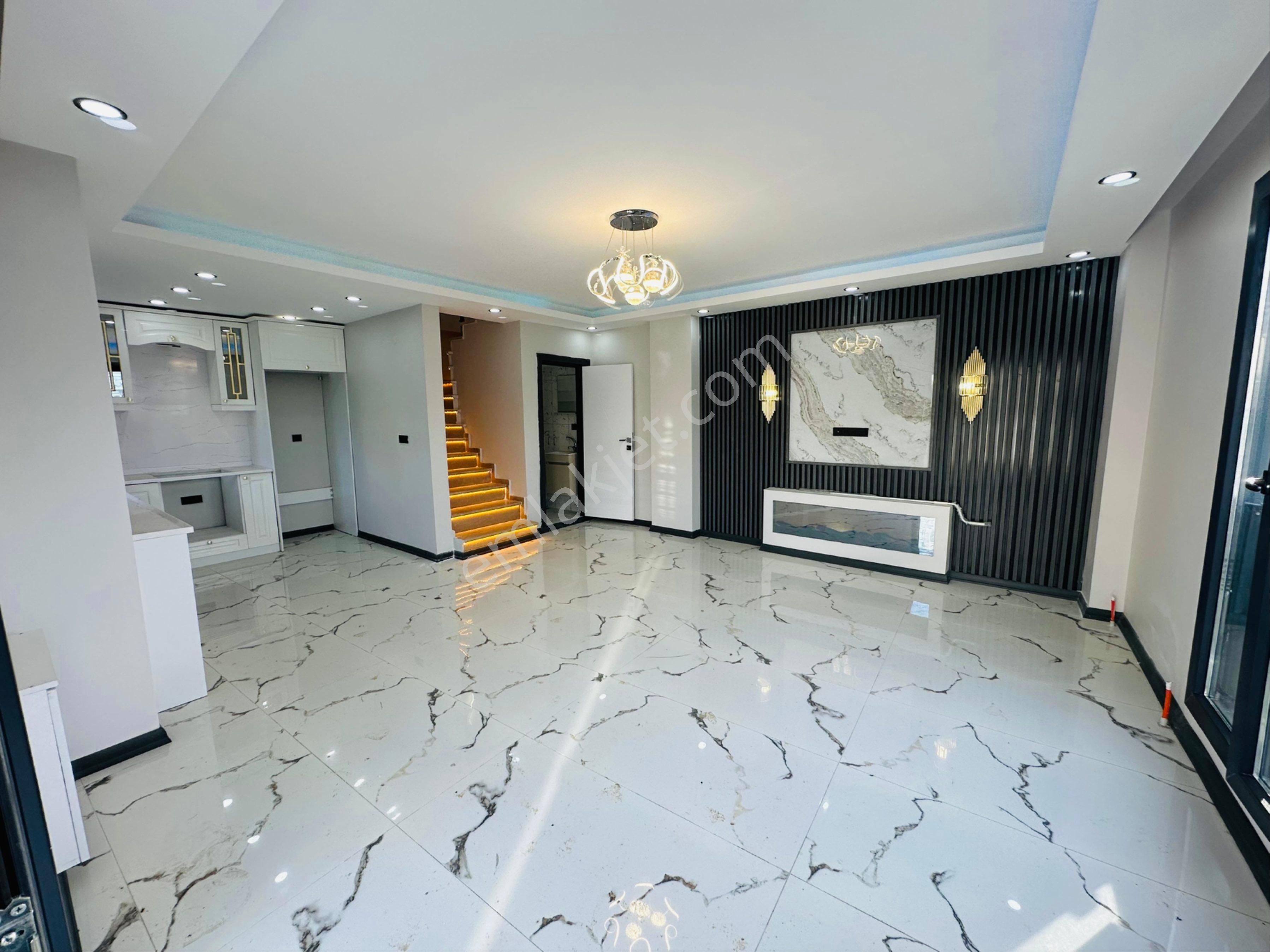 Yeniçiftlikde E-5 E 100 Denize 200 Metre Mesafede Müstakil İskanlı 4+1 Lüx Villa - Görsel 29