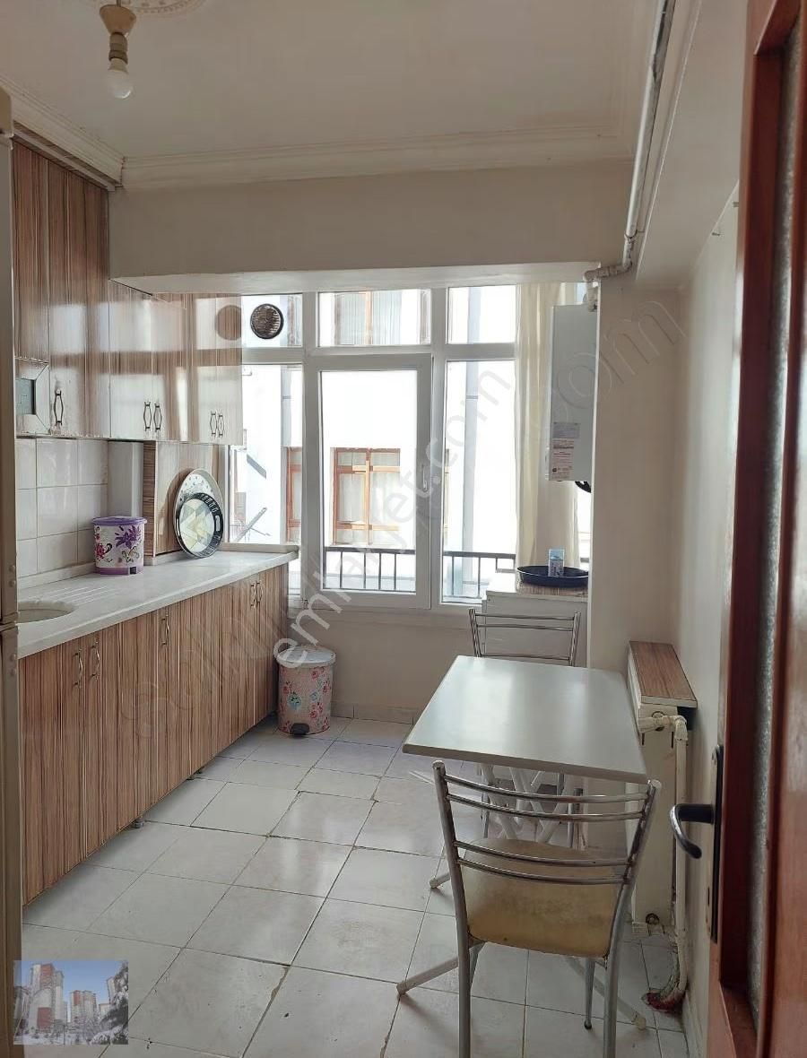 Plevne Caddesinde Full Eşyalı Kiralık Daire - Görsel 4