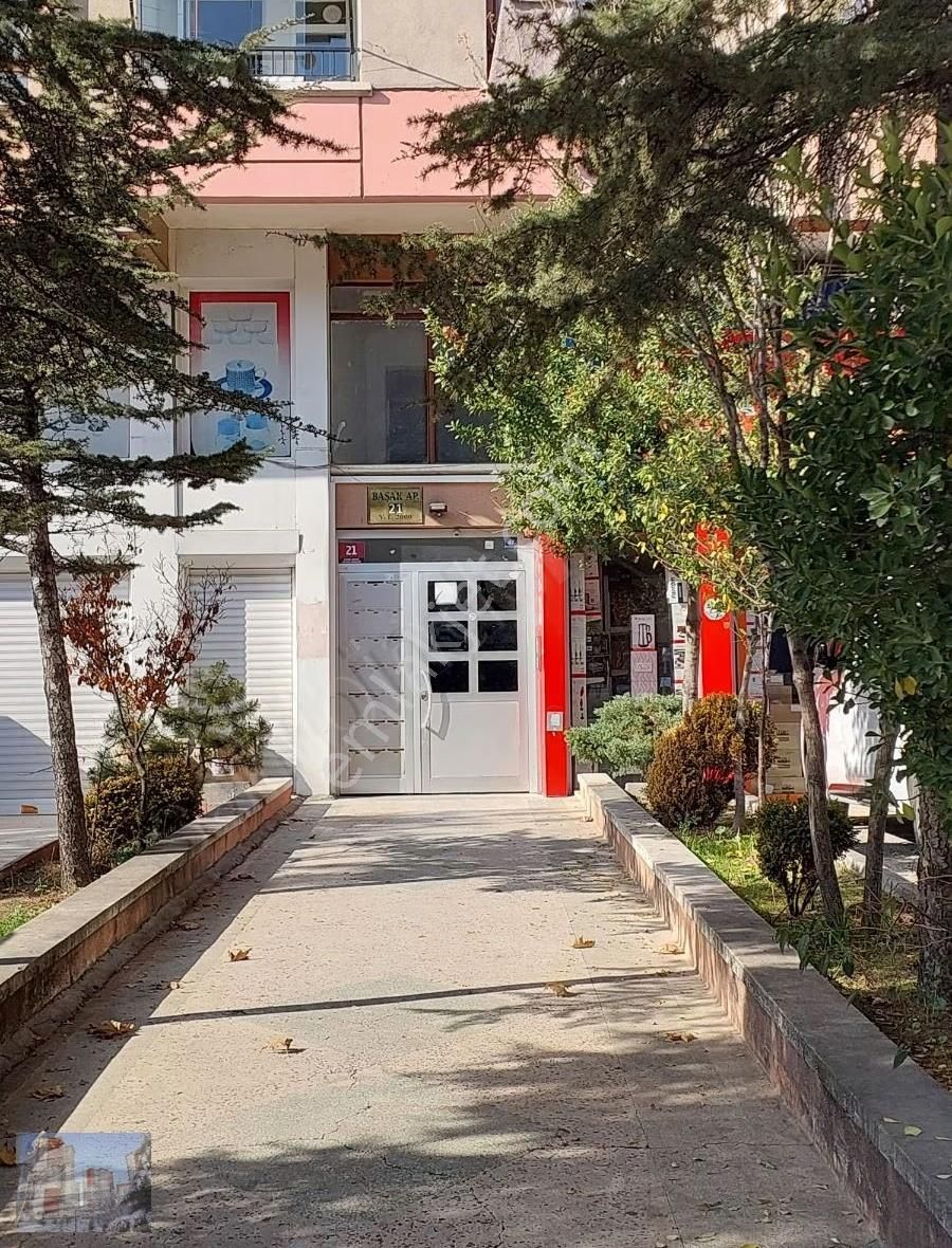 Plevne Caddesinde Full Eşyalı Kiralık Daire - Görsel 18