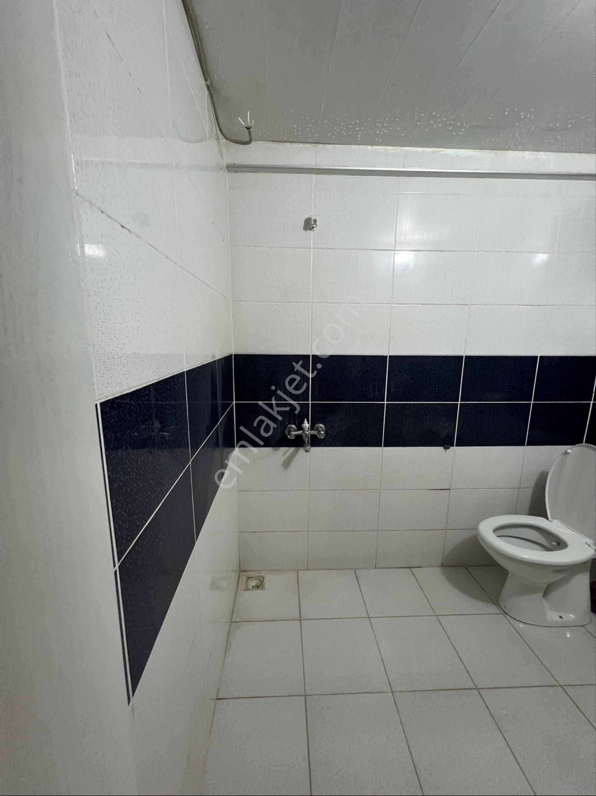 Kat Mülkiyetli Kampüs Dibi Apt. Yönetimli Düzgün Bina 1+1 Daireler - Görsel 5