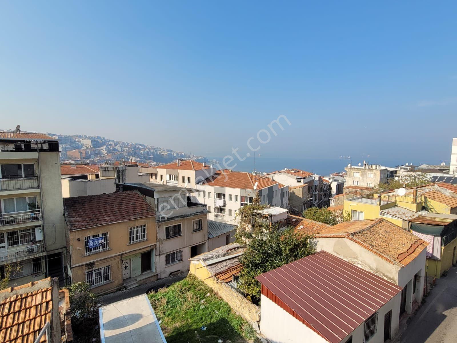 2+1ful Deniz Manzaralı Daire - Görsel 3