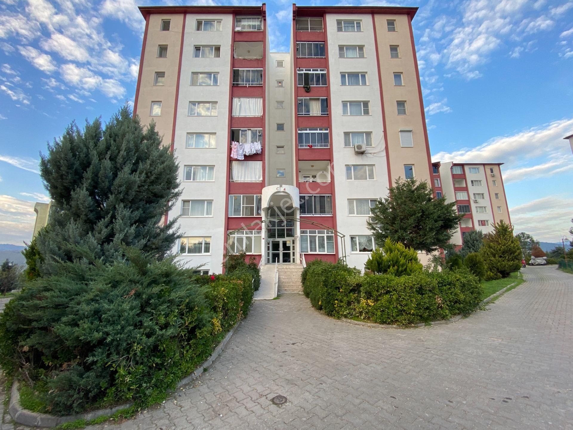 Balıkesir Karesi Yenimahalle Toki 1.etapda 3+1 Kiralık Daire