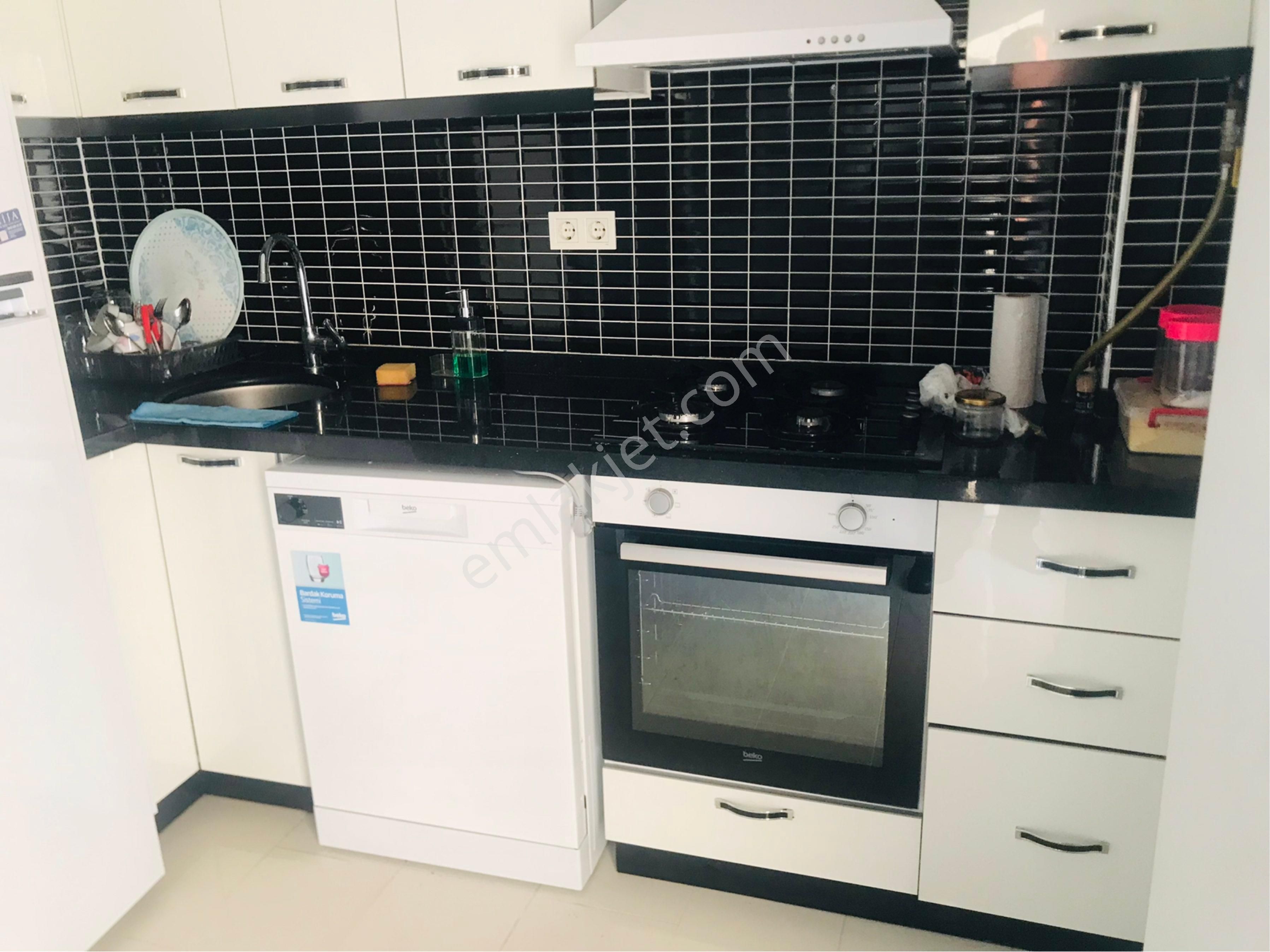 Çekmeköy Taşdelen Kiiralık 2+1 Eşyalı Daire Asansörlü - Görsel 15