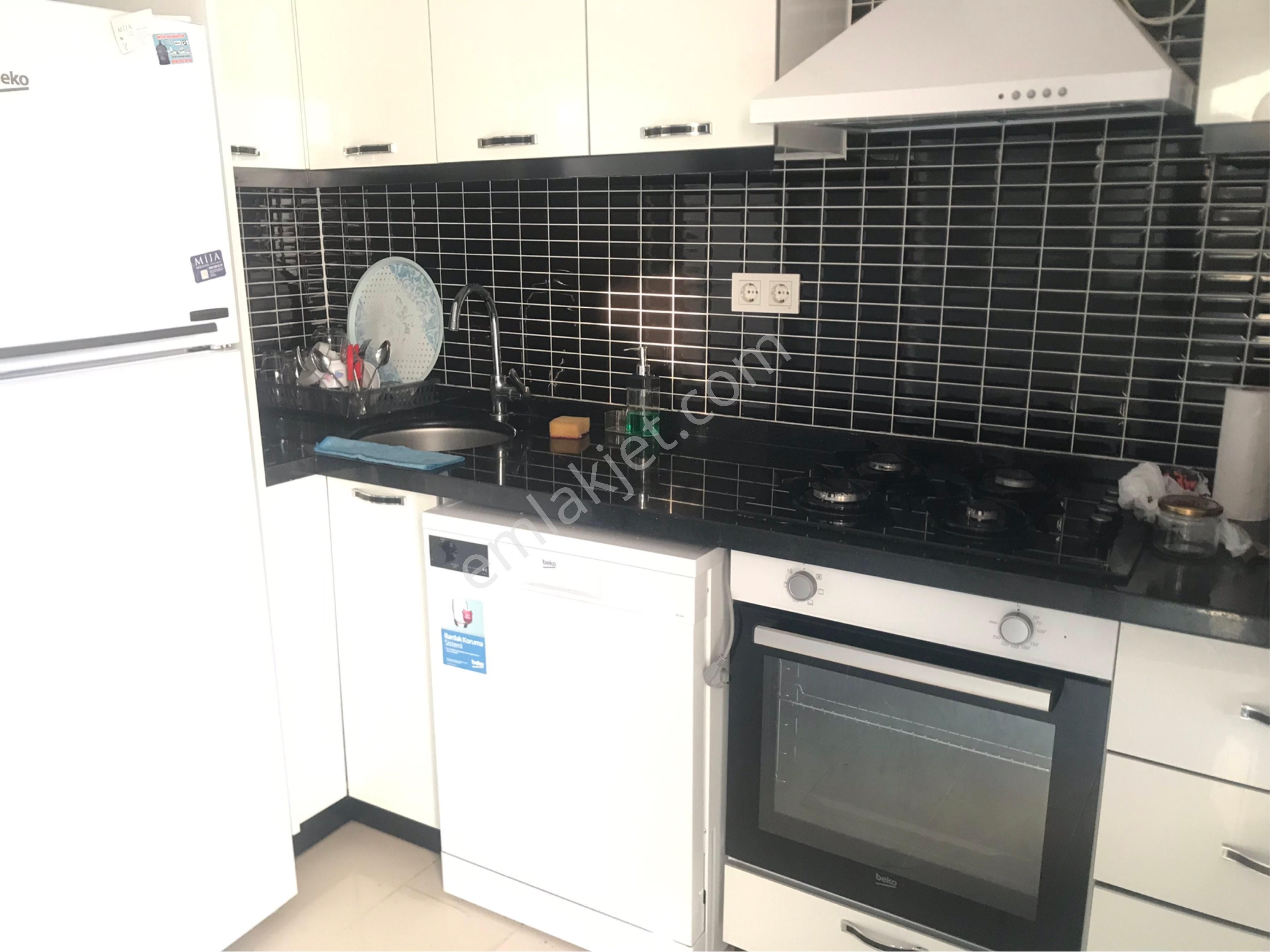 Çekmeköy Taşdelen Kiiralık 2+1 Eşyalı Daire Asansörlü