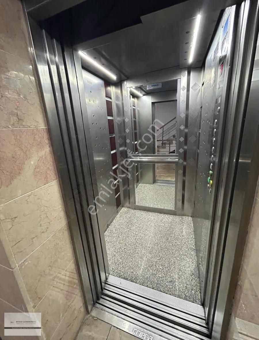 !! Çakırlar Göbek Yakını Ara Kat 3+1 Yapılı !! - Görsel 24