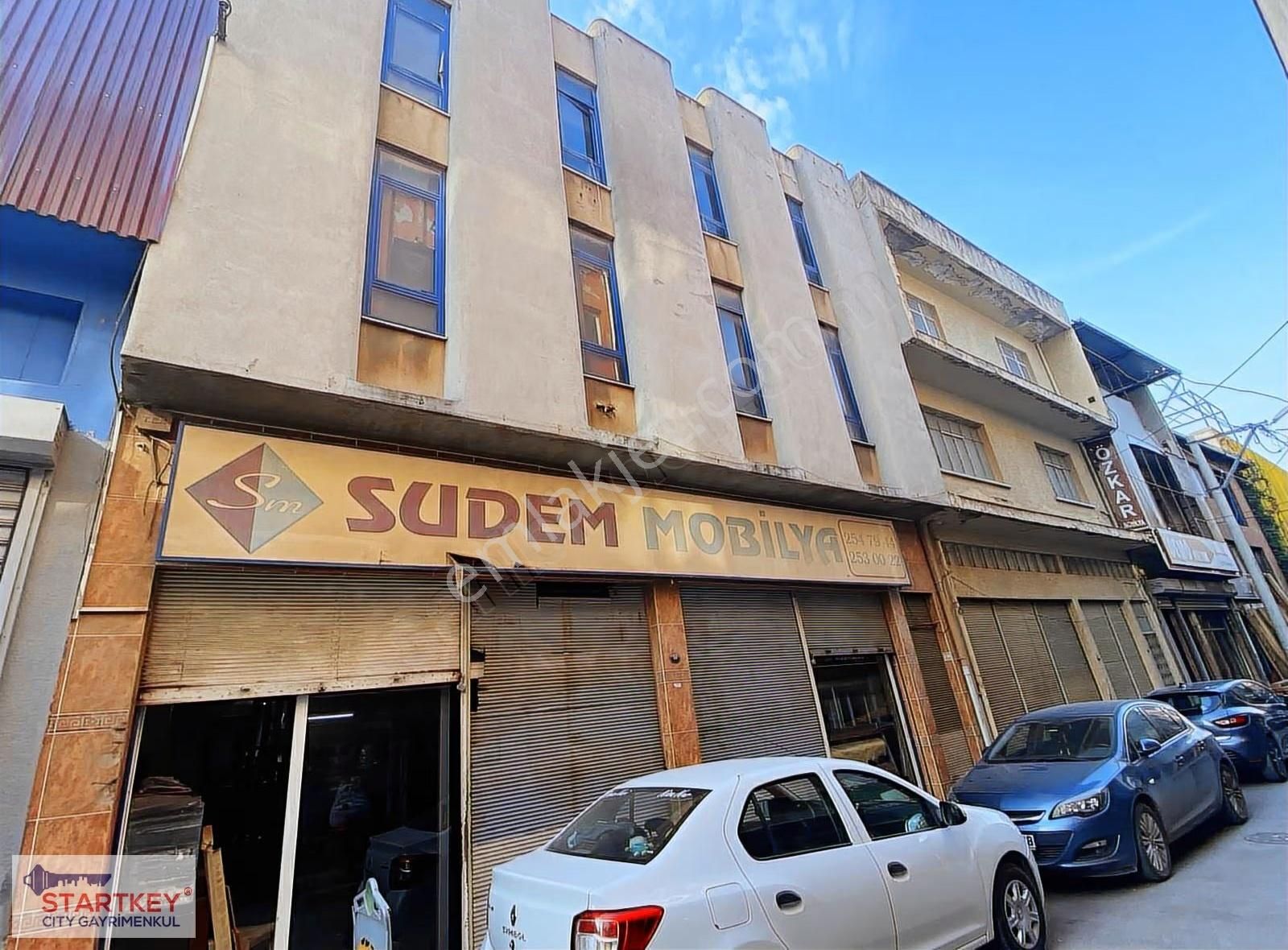 İzmir Karabağlar Mobilyacıların Kalbinde Satılık 4 Katlı Mağaza - Görsel 16