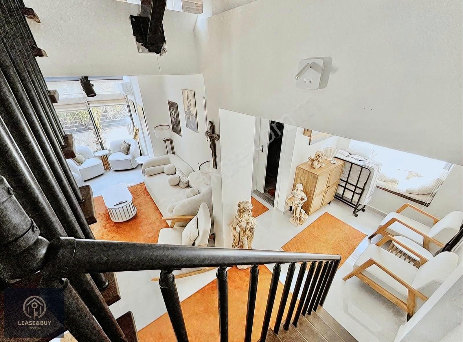 Bodrum Bagla`da Deniz Manzaralı 3+1 Triplex Villa - Görsel 32