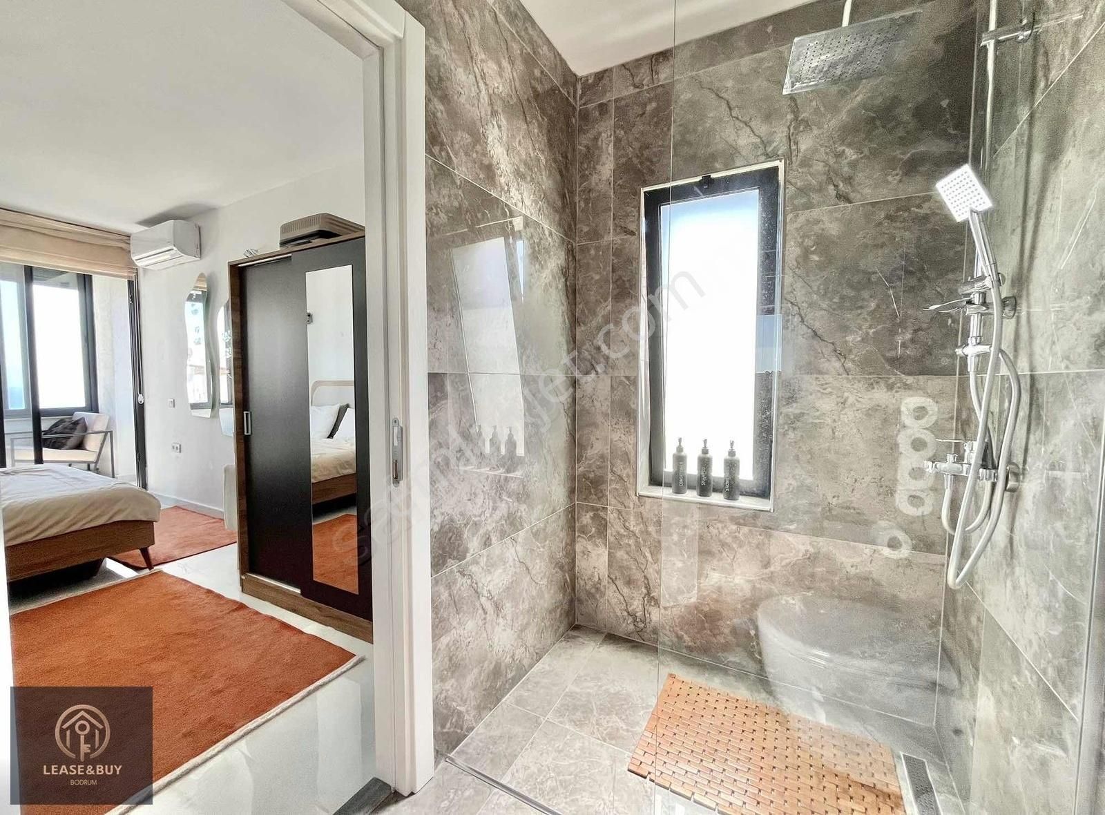 Bodrum Bagla`da Deniz Manzaralı 3+1 Triplex Villa - Görsel 20