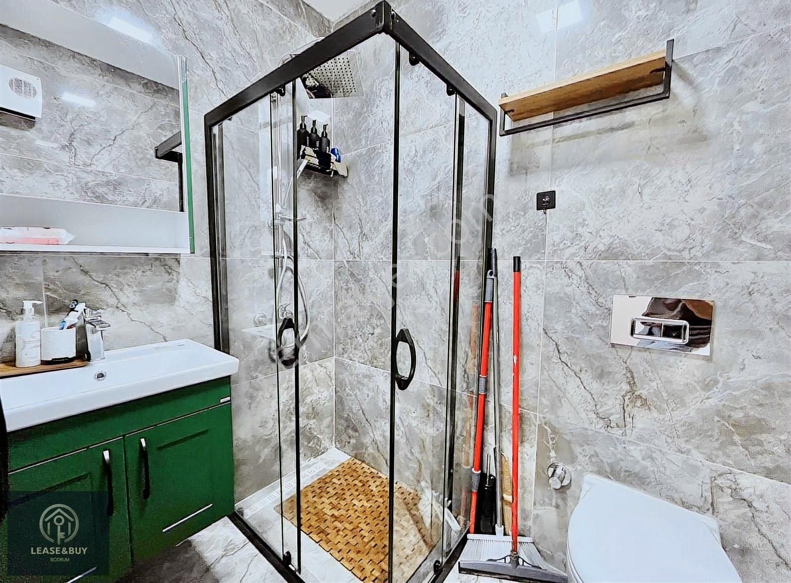 Bodrum Bagla`da Deniz Manzaralı 3+1 Triplex Villa - Görsel 27