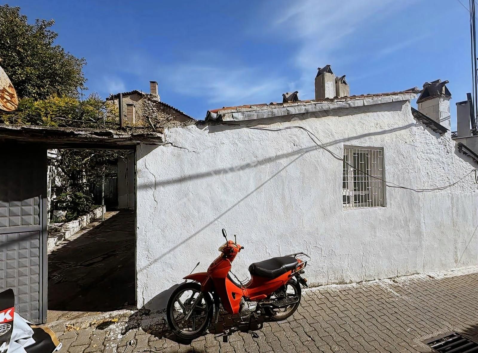 Muğla Kiramettin Mahallesinde Satılık Bahçeli Müstakil Ev - Görsel 12