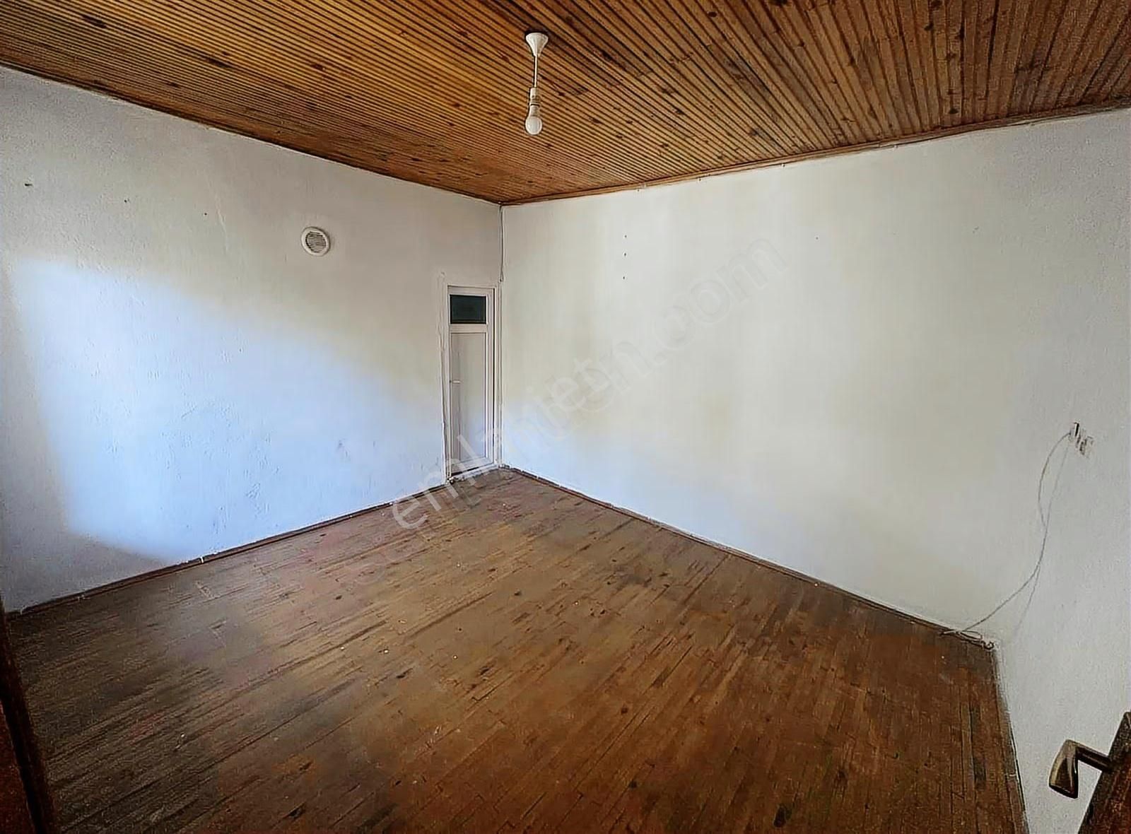 Muğla Kiramettin Mahallesinde Satılık Bahçeli Müstakil Ev - Görsel 2