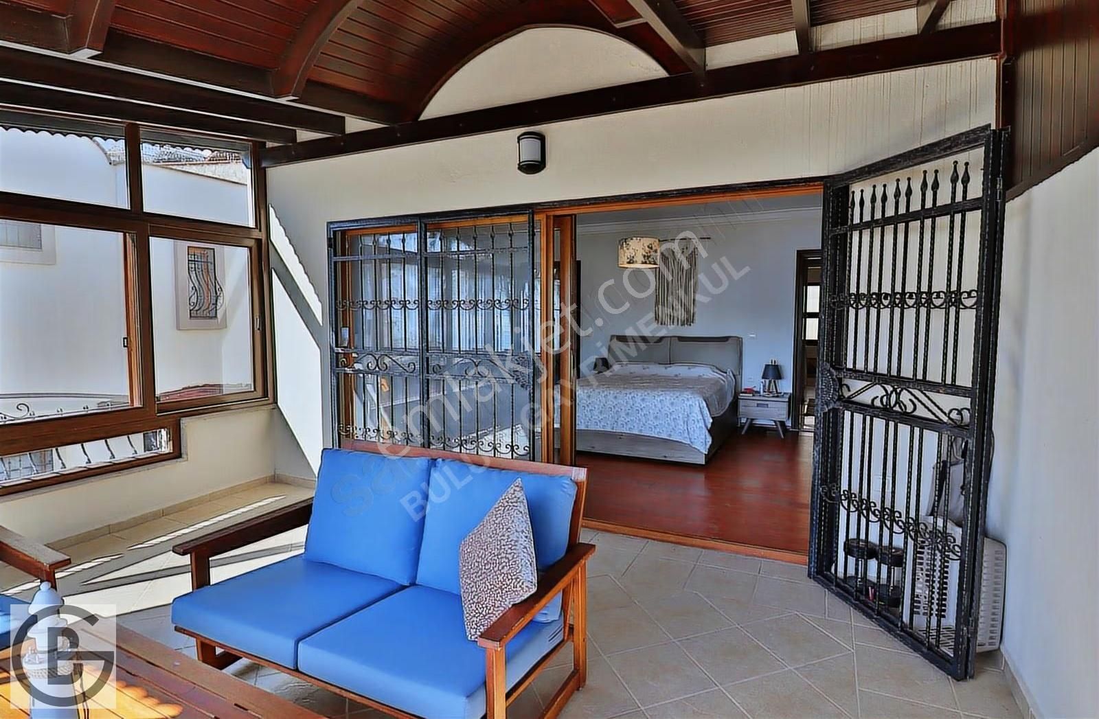 Bodrum Akyarlar'da Denize Yakın Kaptan Köşkü Gibi Villa 3+1 - Görsel 14