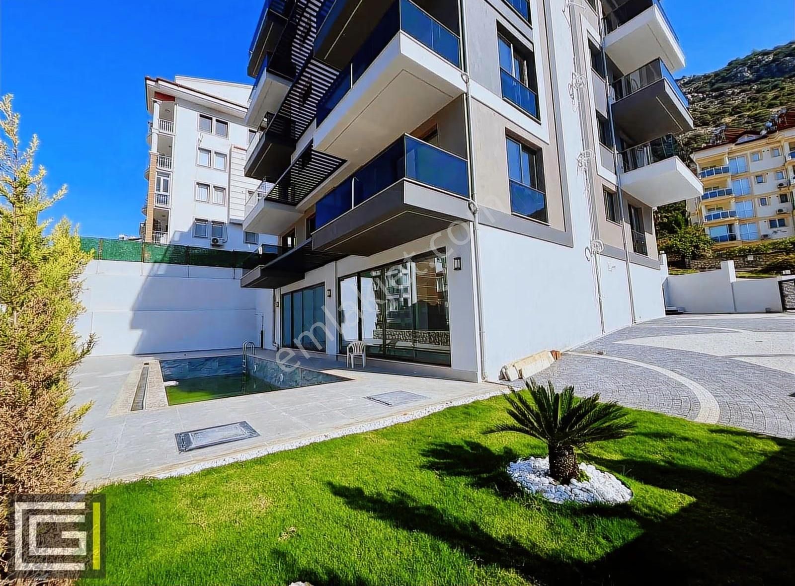 Taşyaka'da Modern Yaşam!havuzlu Asansörlü Yeni Yapı Ara Kat!