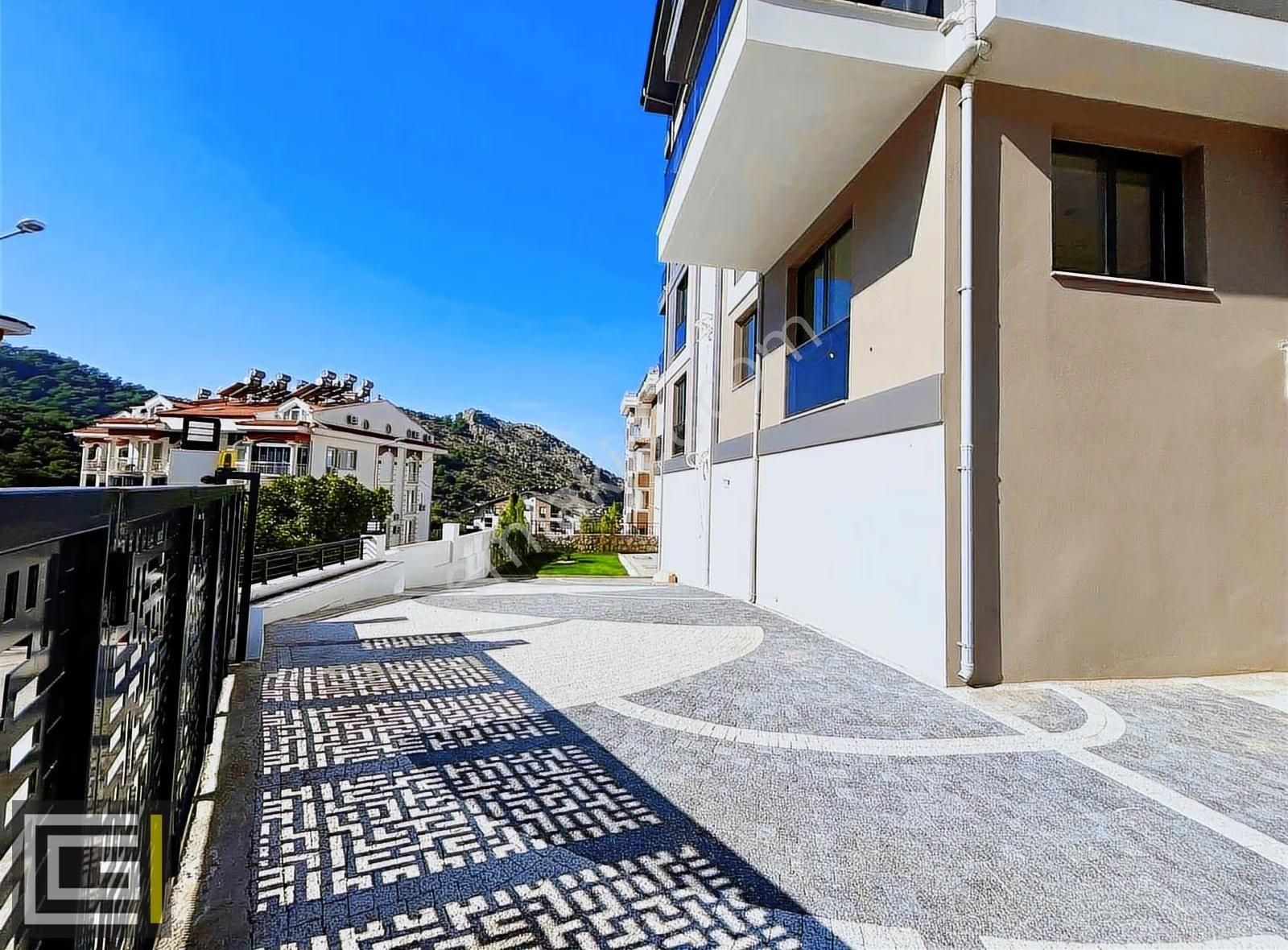 Taşyaka'da Modern Yaşam!havuzlu Asansörlü Yeni Yapı Ara Kat! - Görsel 3