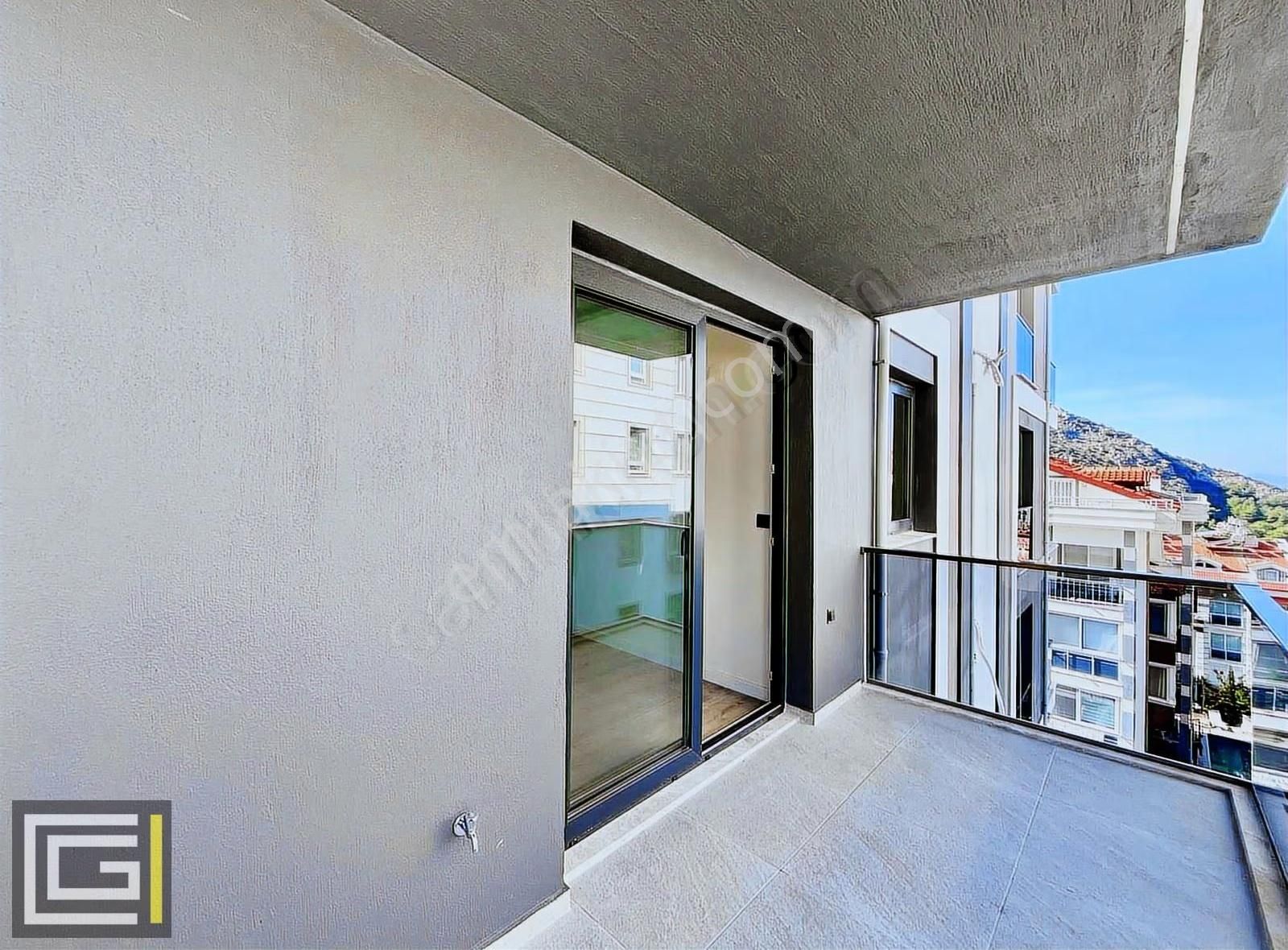 Taşyaka'da Modern Yaşam!havuzlu Asansörlü Yeni Yapı Ara Kat! - Görsel 15