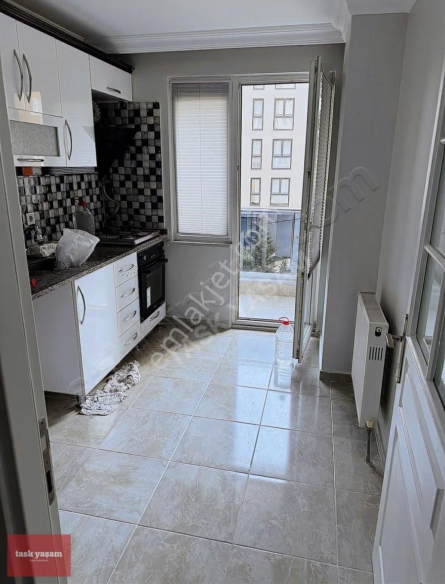 Tuzla Mimar Sinan'da Merkezi Konumda Satılık 2+1 Daire - Görsel 4