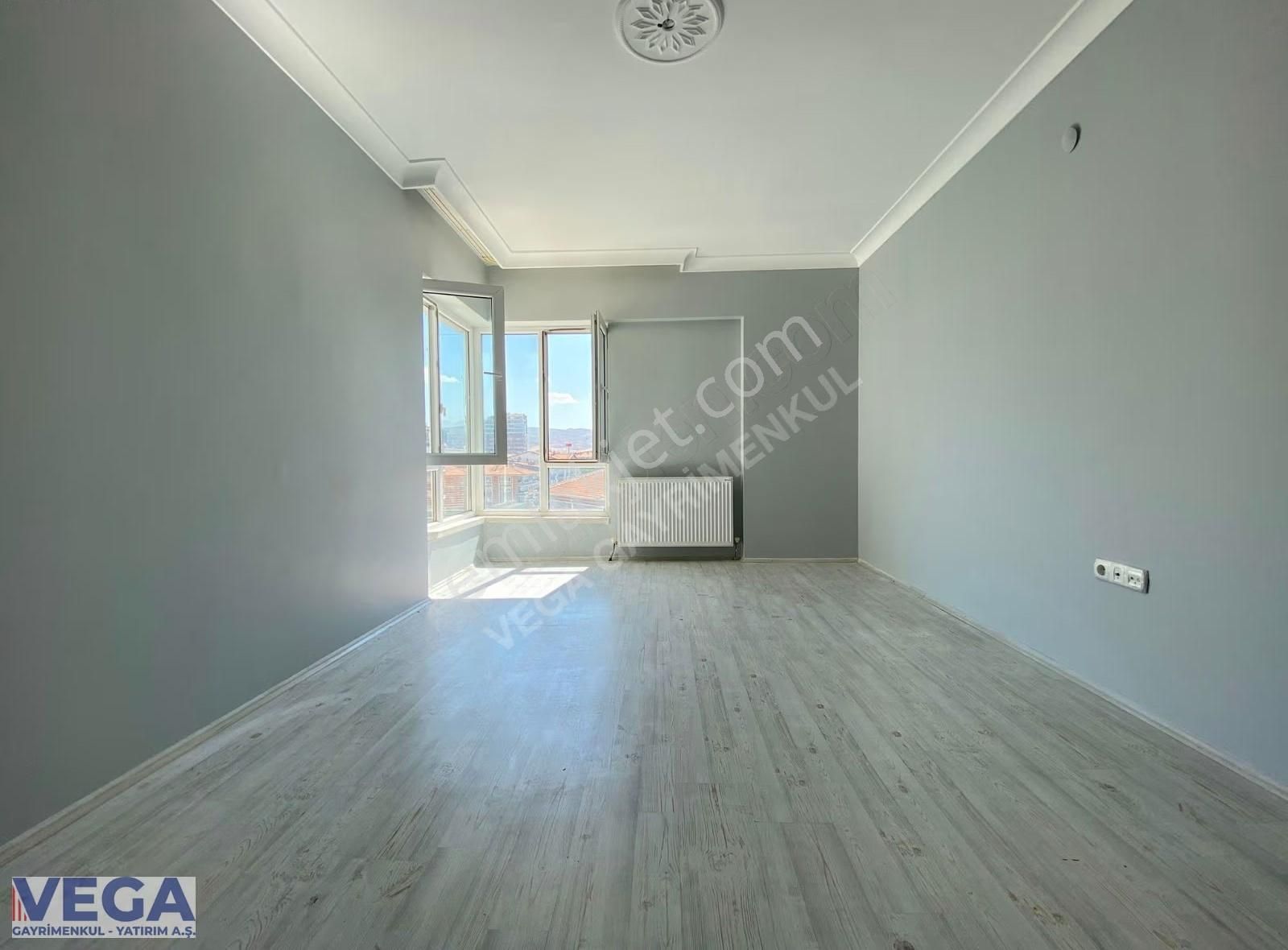 ▄vega▄ Akşemsettin Mah. İskanlı 130m2 3+1 Geniş Ferah Daire - Görsel 4