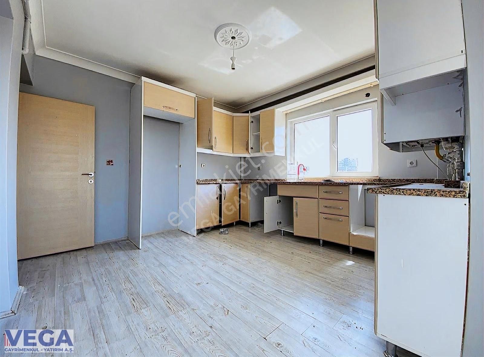 ▄vega▄ Akşemsettin Mah. İskanlı 130m2 3+1 Geniş Ferah Daire - Görsel 24