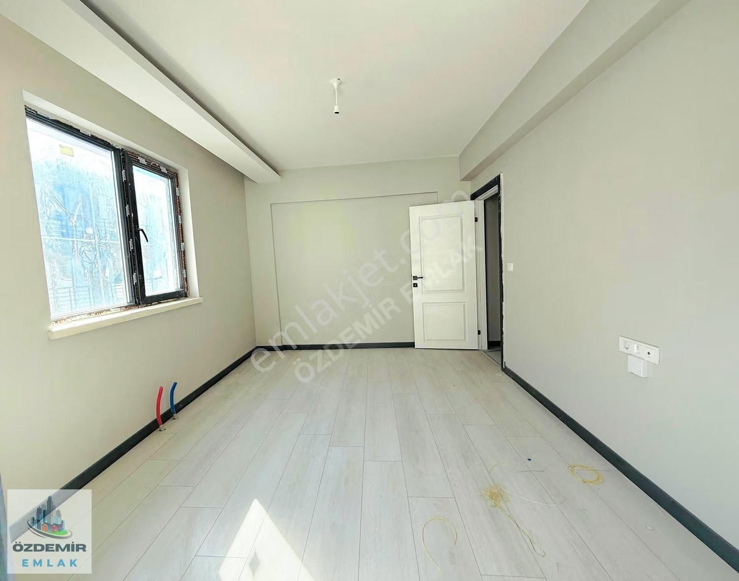 Özdemir Emlak,tan Full Yapılı Ve Muhteşem Manzaralı 3+1 Daire - Görsel 3