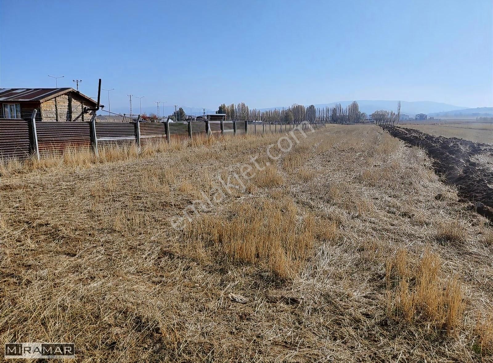 Miramar'dan Sivas Merkez Esenyurtta Satılık 1313 M2 Villa Arsası - Görsel 2
