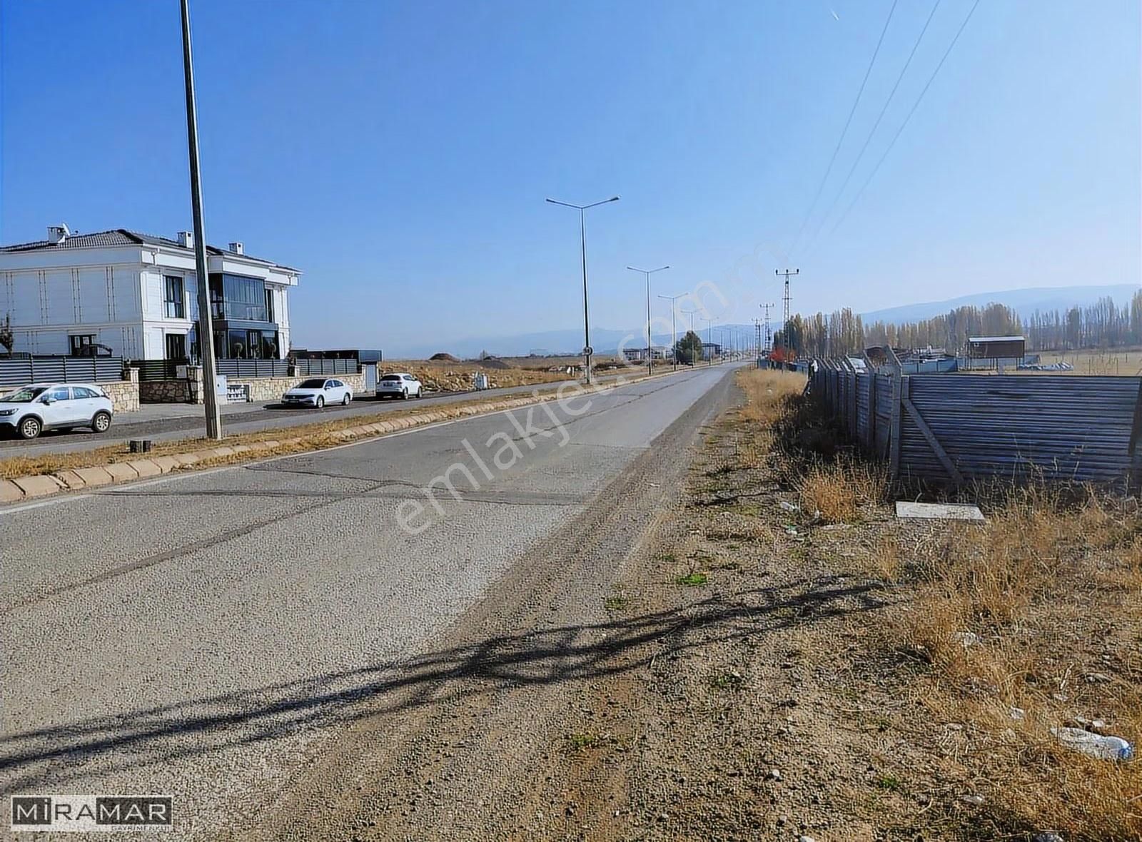Miramar'dan Sivas Merkez Esenyurtta Satılık 1313 M2 Villa Arsası - Görsel 7