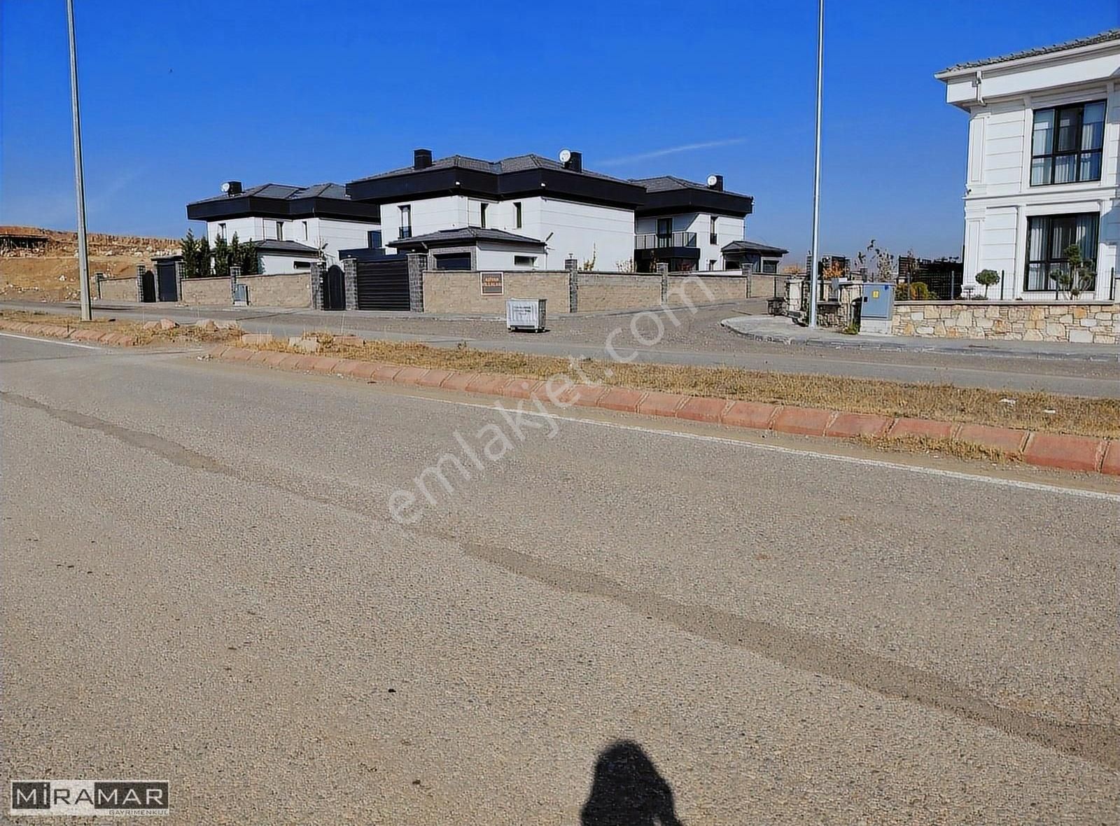 Miramar'dan Sivas Merkez Esenyurtta Satılık 1313 M2 Villa Arsası - Görsel 5