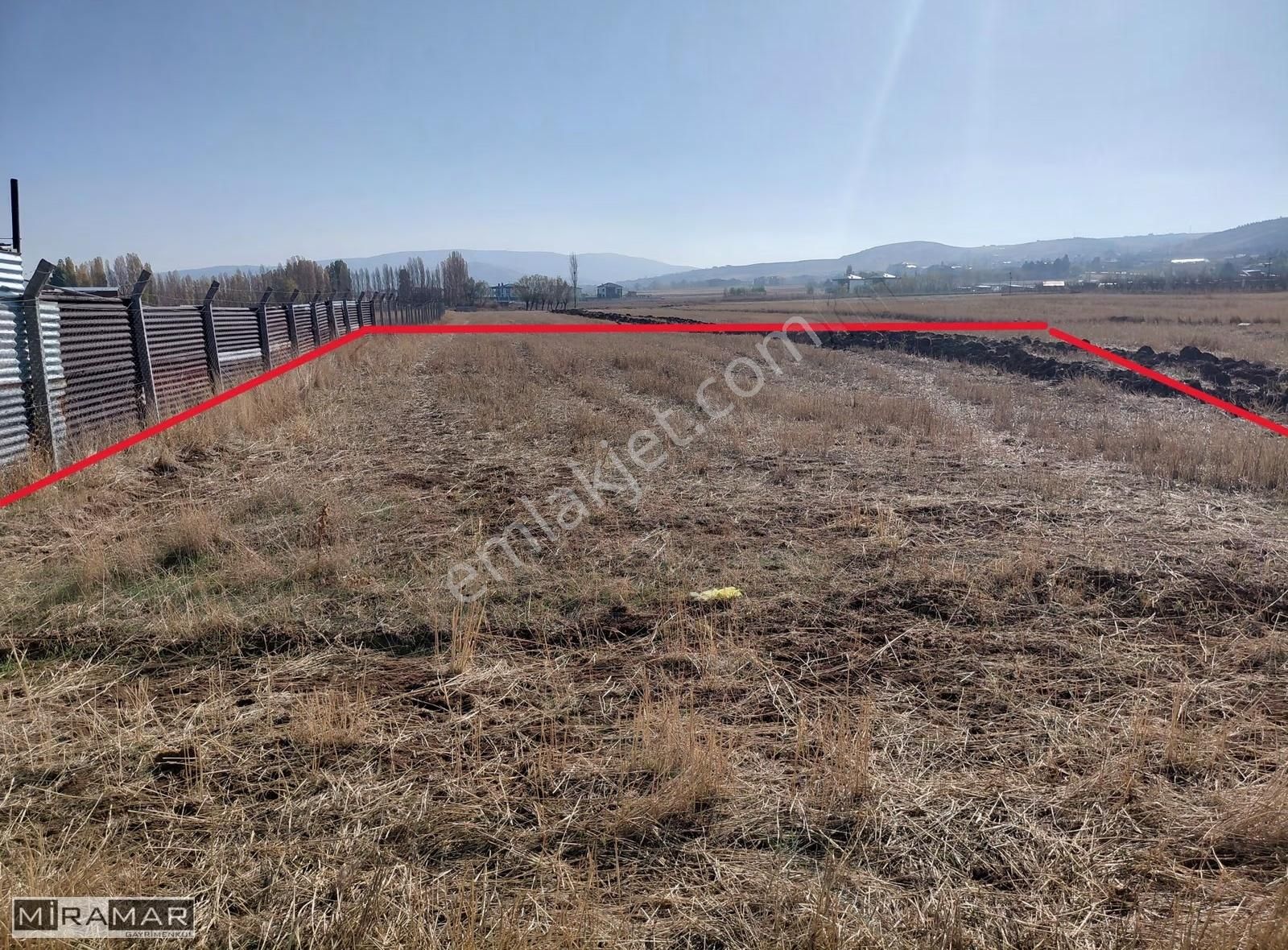 Miramar'dan Sivas Merkez Esenyurtta Satılık 1313 M2 Villa Arsası