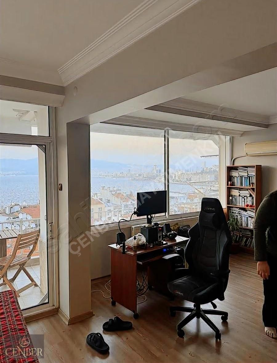 Tarihi Asansör'e Çok Yakın Full Körfez Manzaralı Arakat Daire