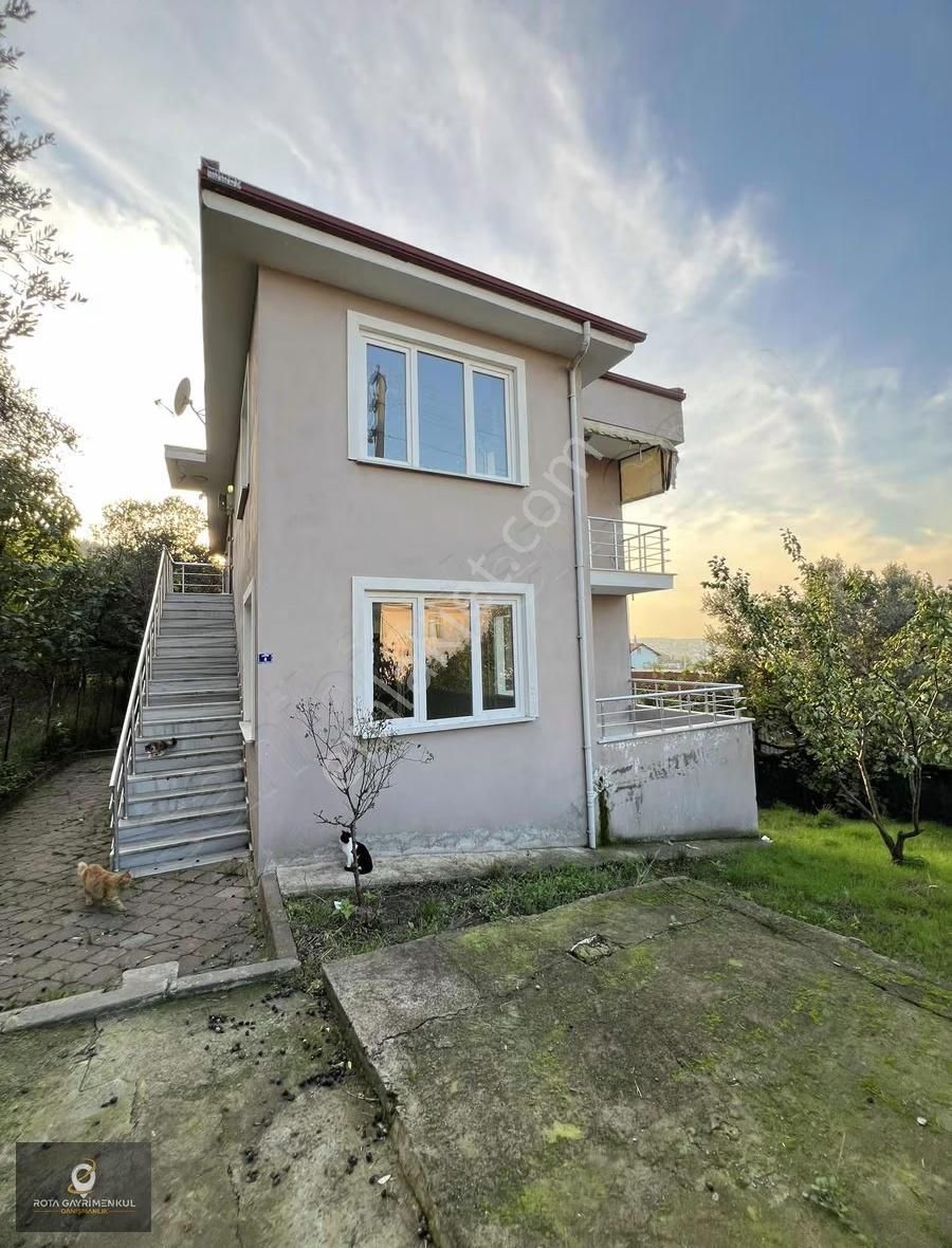 Rota'dan Dereköy Mahallesinde 2 Katlı Satılık Müstakil Ev