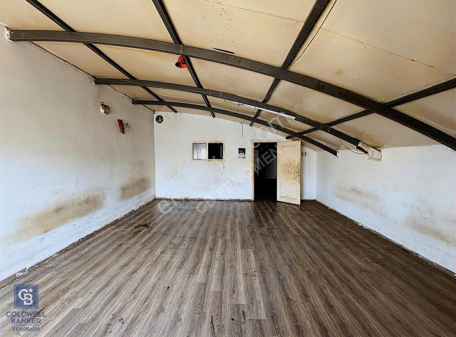 Sultanbeyli Aytop Gıda Sitesi'nde İmalata Uygun 567 M2 Depo - Görsel 15