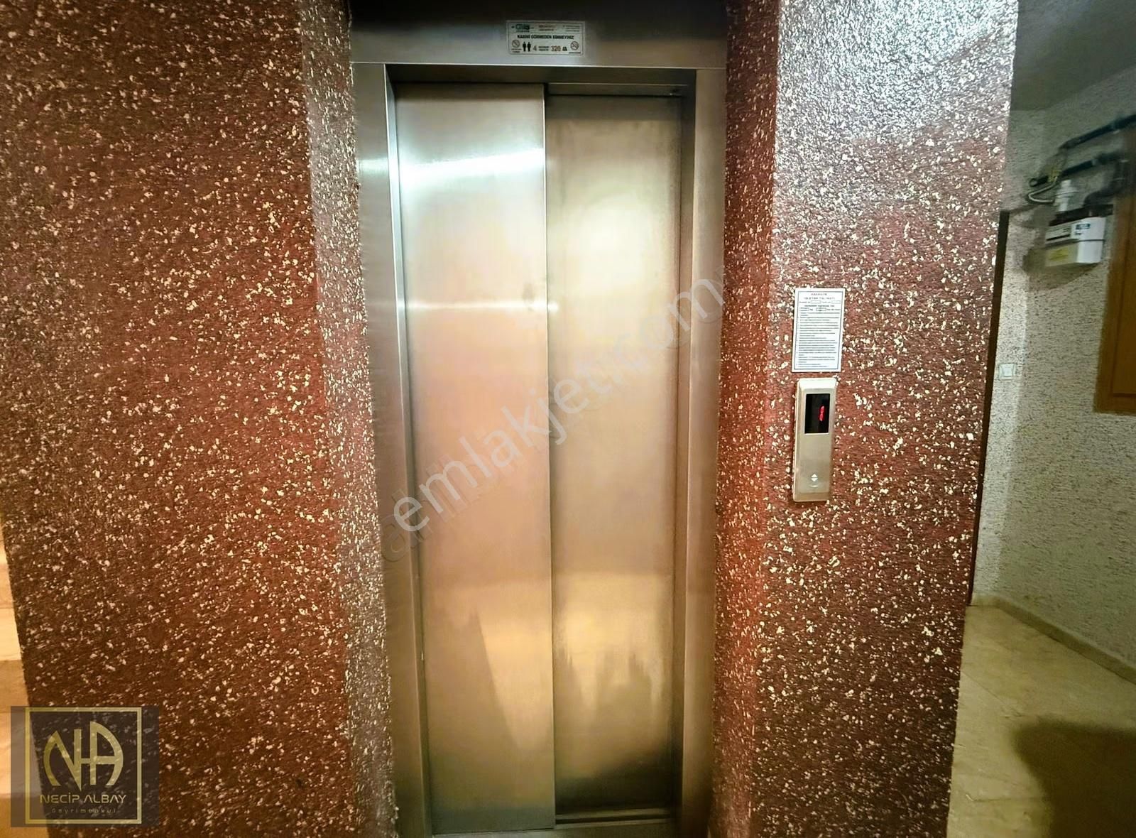 Necip Albay'dan Sancaktepe'de Manzaralı Full Yapılı 3+1 Satılık - Görsel 22