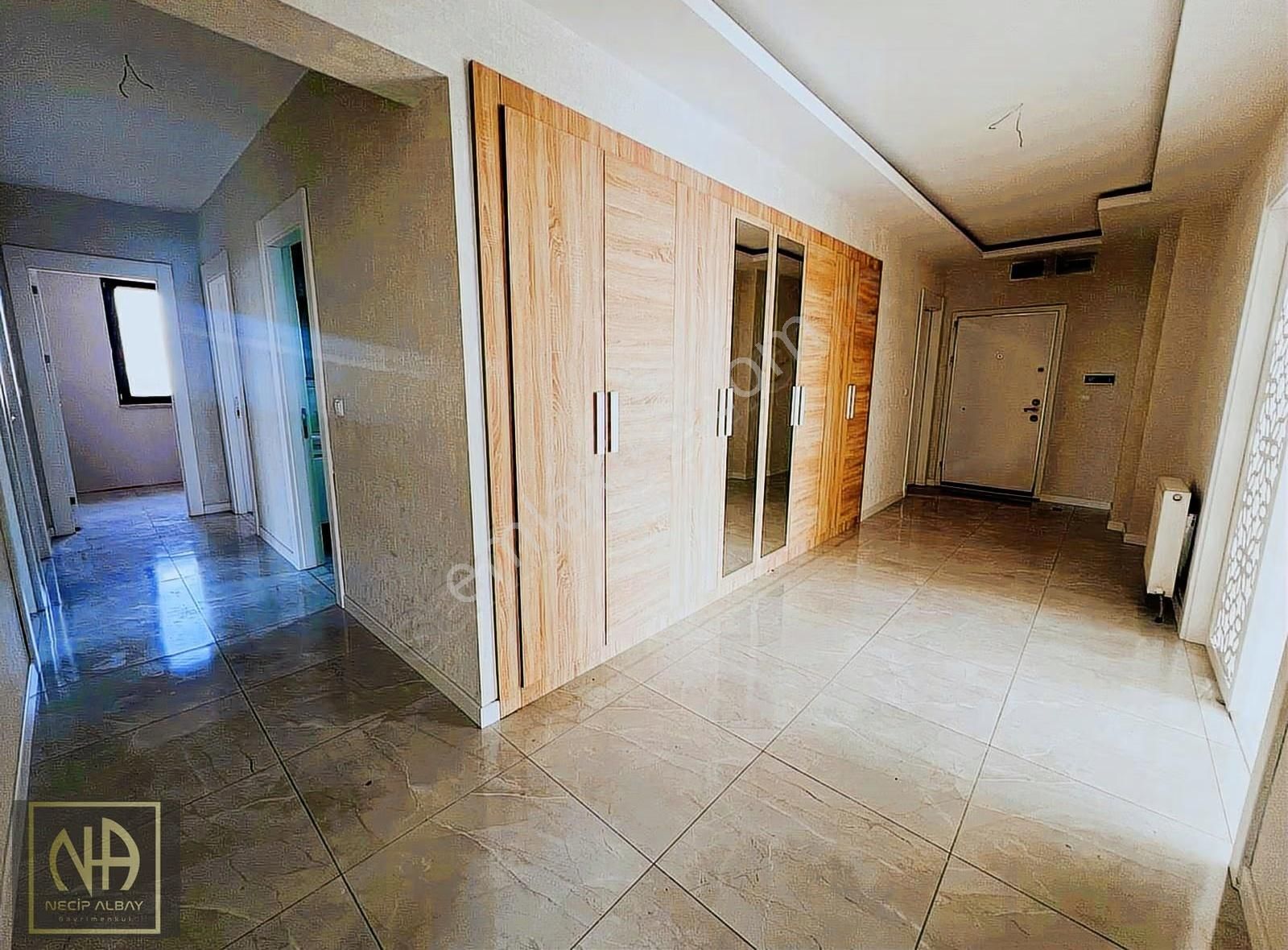 Ovacık'da Full Yapılı Kredi Limiti Sınırsız Fırsat 4.5+1 Satılık - Görsel 2