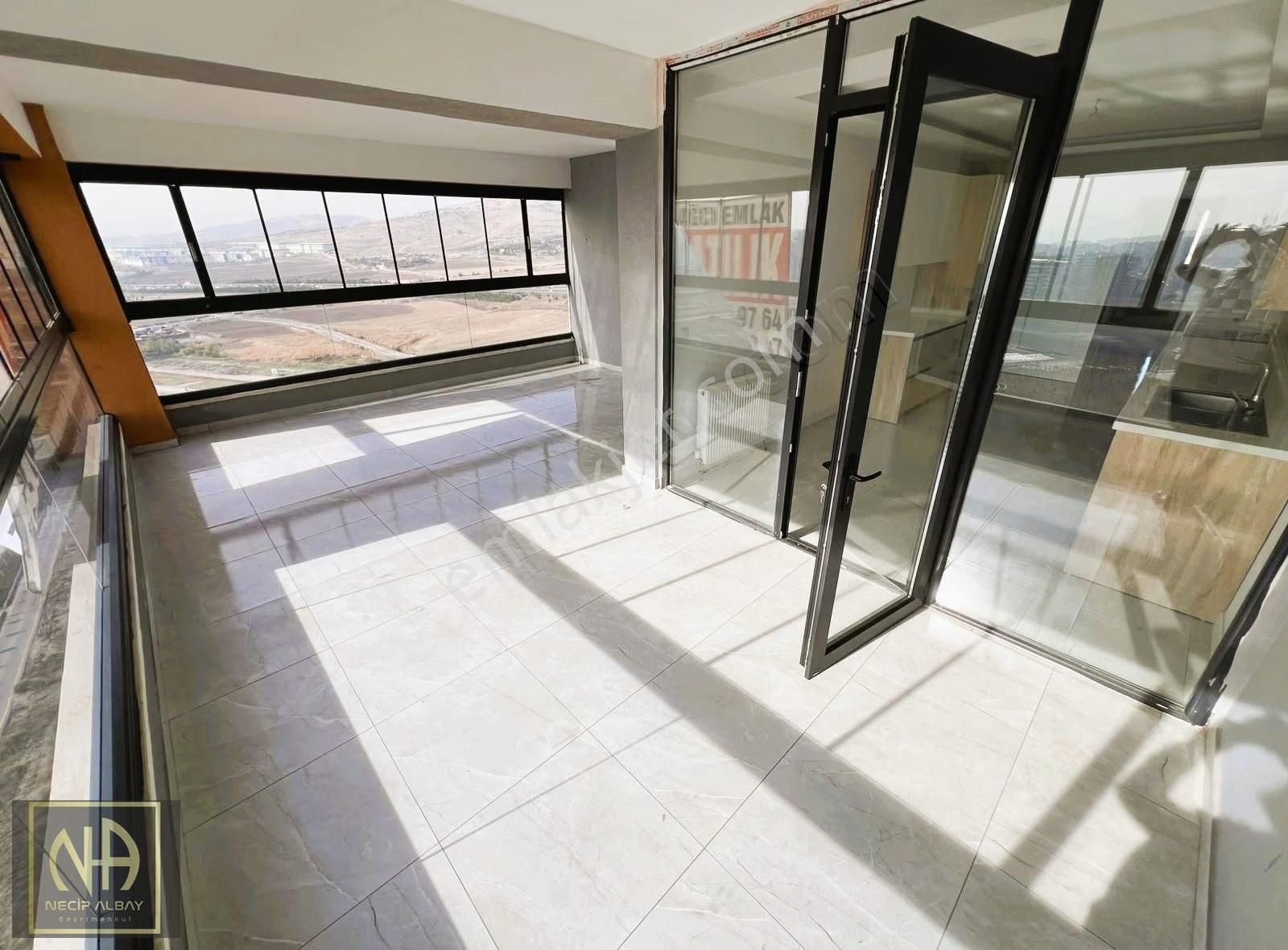 Ovacık'da Full Yapılı Kredi Limiti Sınırsız Fırsat 4.5+1 Satılık - Görsel 13