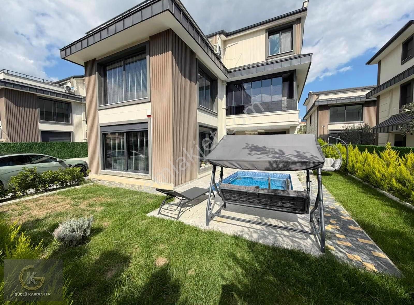 Altınoluk Güçlü Kardeşler Gürede Girişte Oda 5+1 Lüks Müstakil - Görsel 32